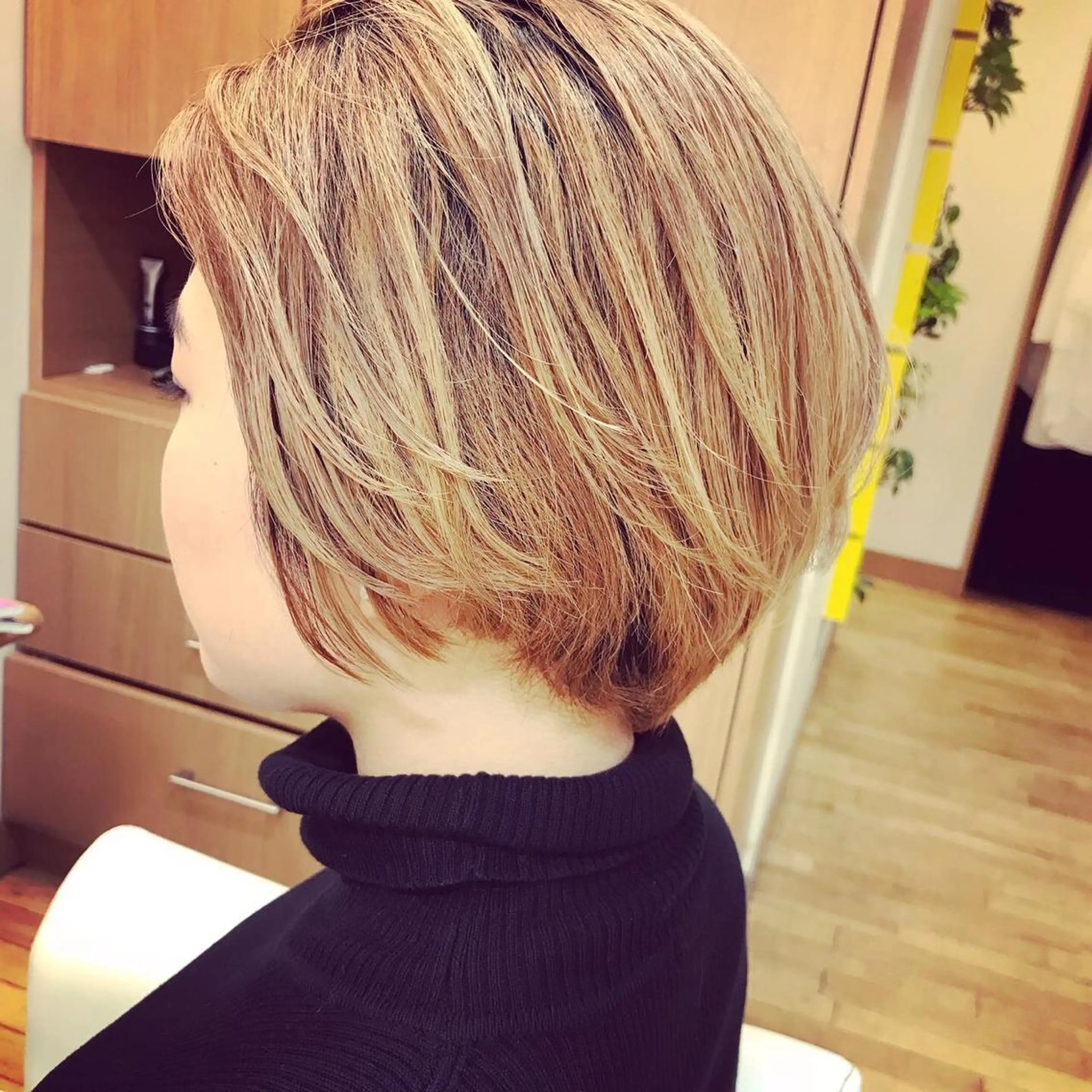 ショート ハンサムショート ボブ ショートヘア 小鹿理紗 和光市のヘアスタイル