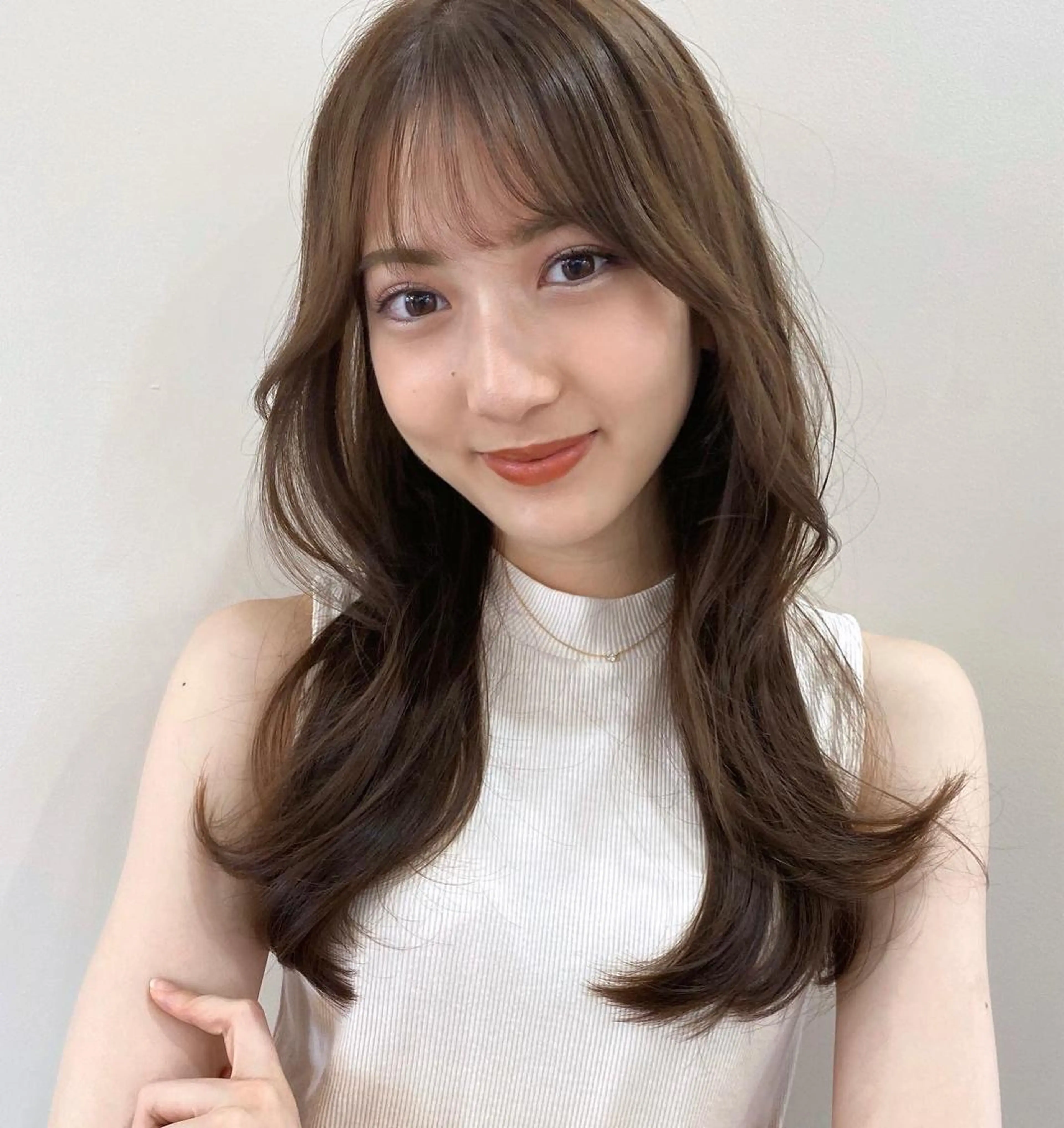 セミロング レイヤー/顔周り 田山　穂波のヘアスタイル