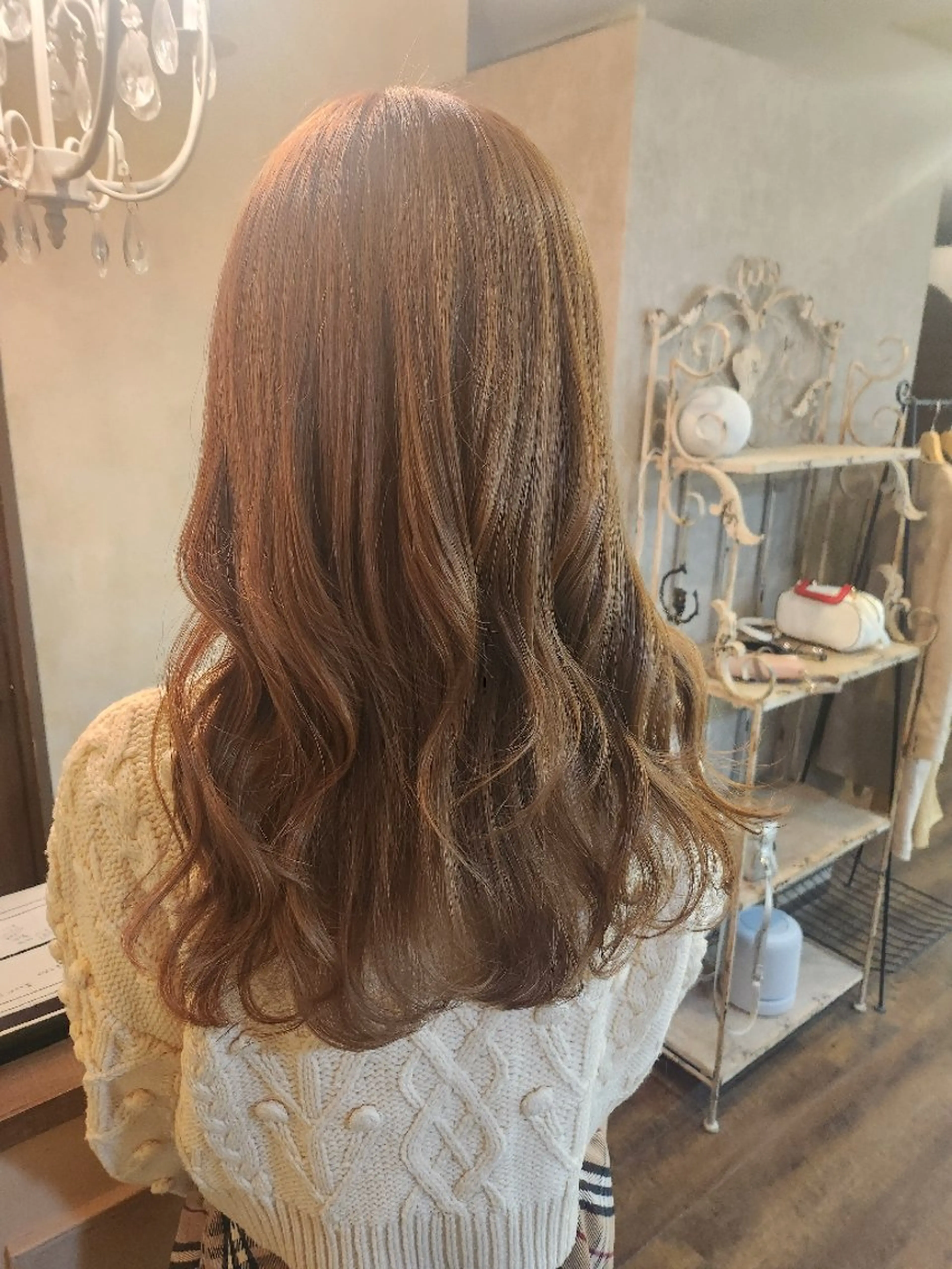 セミロング カラー ブリーチ ブリーチなしカラー ヘアカラー トリートメント 田井中 悠紀のヘアスタイル