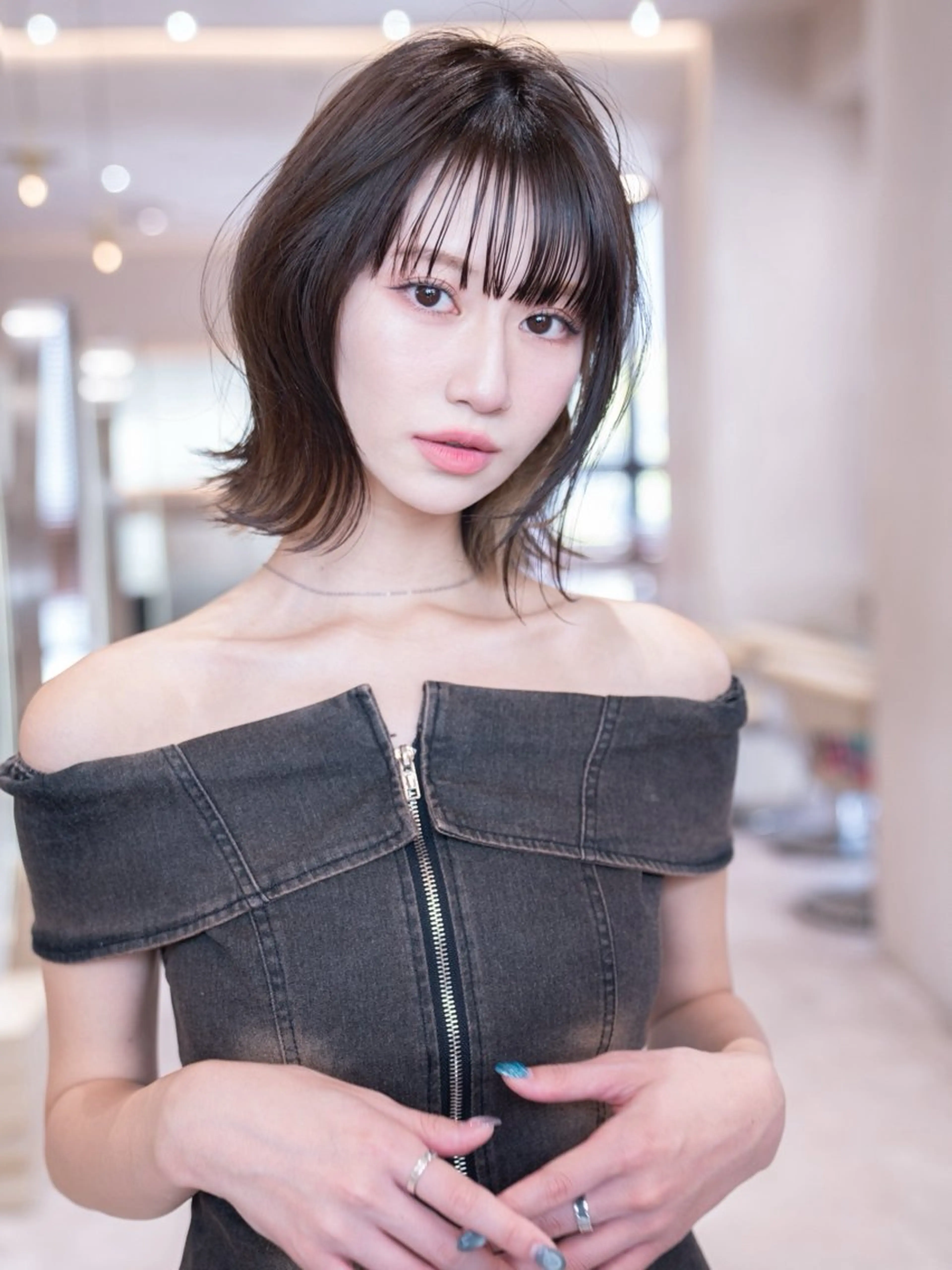 ミディアム カラー 切りっぱなしボブ ショートボブ ボブレイヤー 透明感カラー ボブ カット ヘアカラー トリートメント 田中航平/渋谷ボブ/ レイヤーボブのヘアスタイル