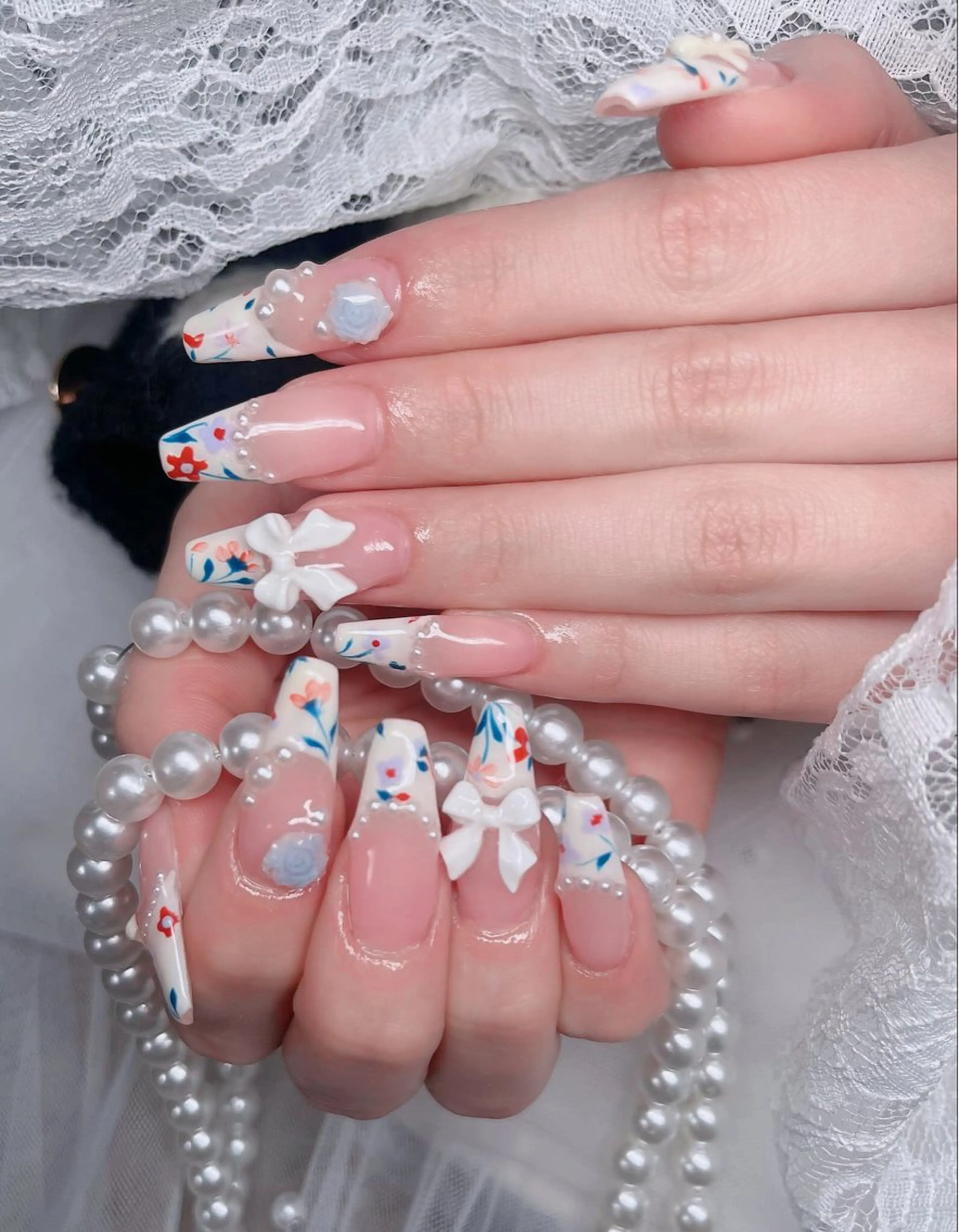 ネイル フレンチネイル ジェルネイル ハロウィン キラキラネイル 韓国ネイル H.baby Nail Salonのネイルデザイン