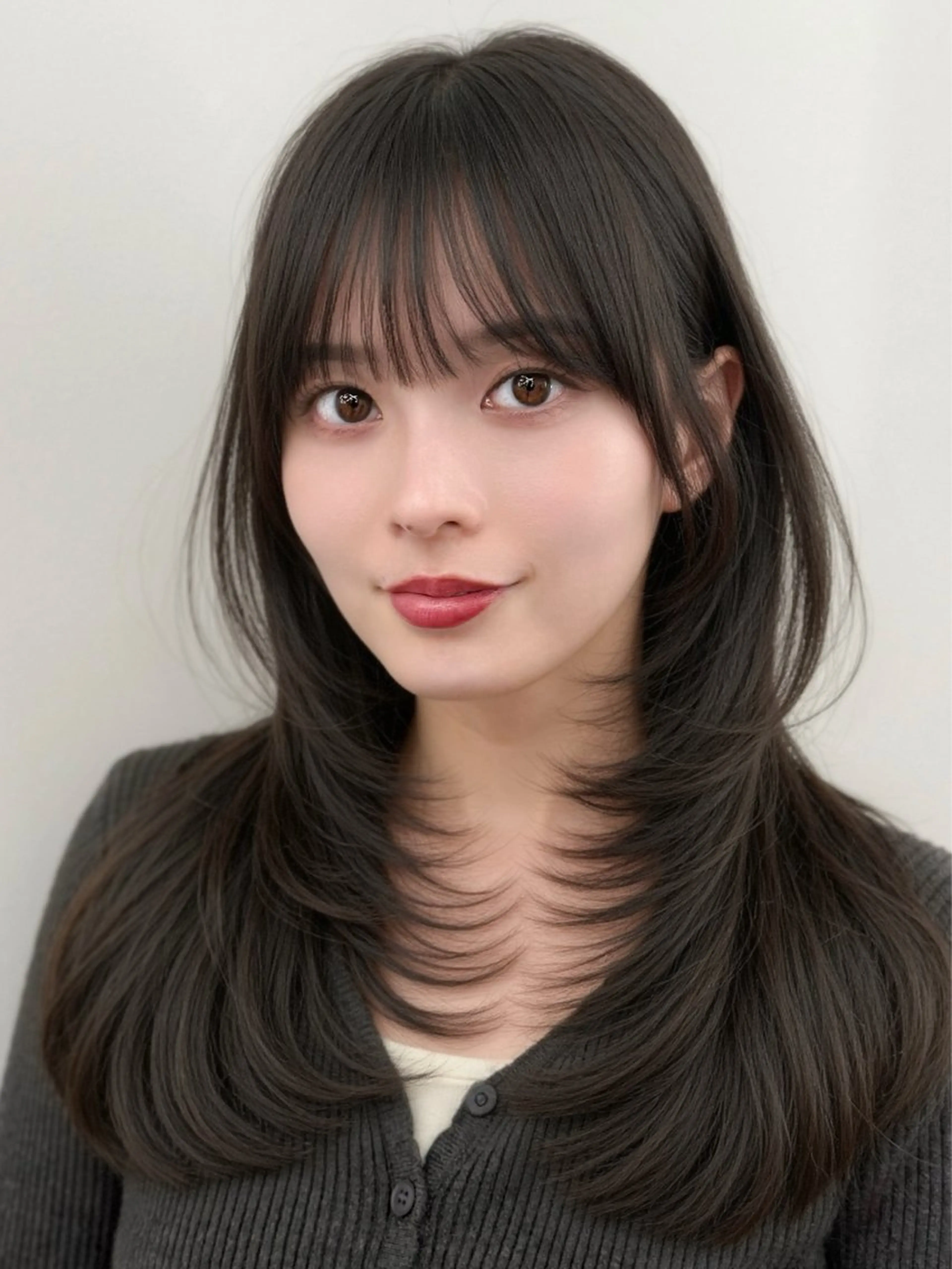 セミロング 韓国風ヘア レイヤーカット 失敗しない顔まわり× 小顔補正レイヤー難波のヘアスタイル