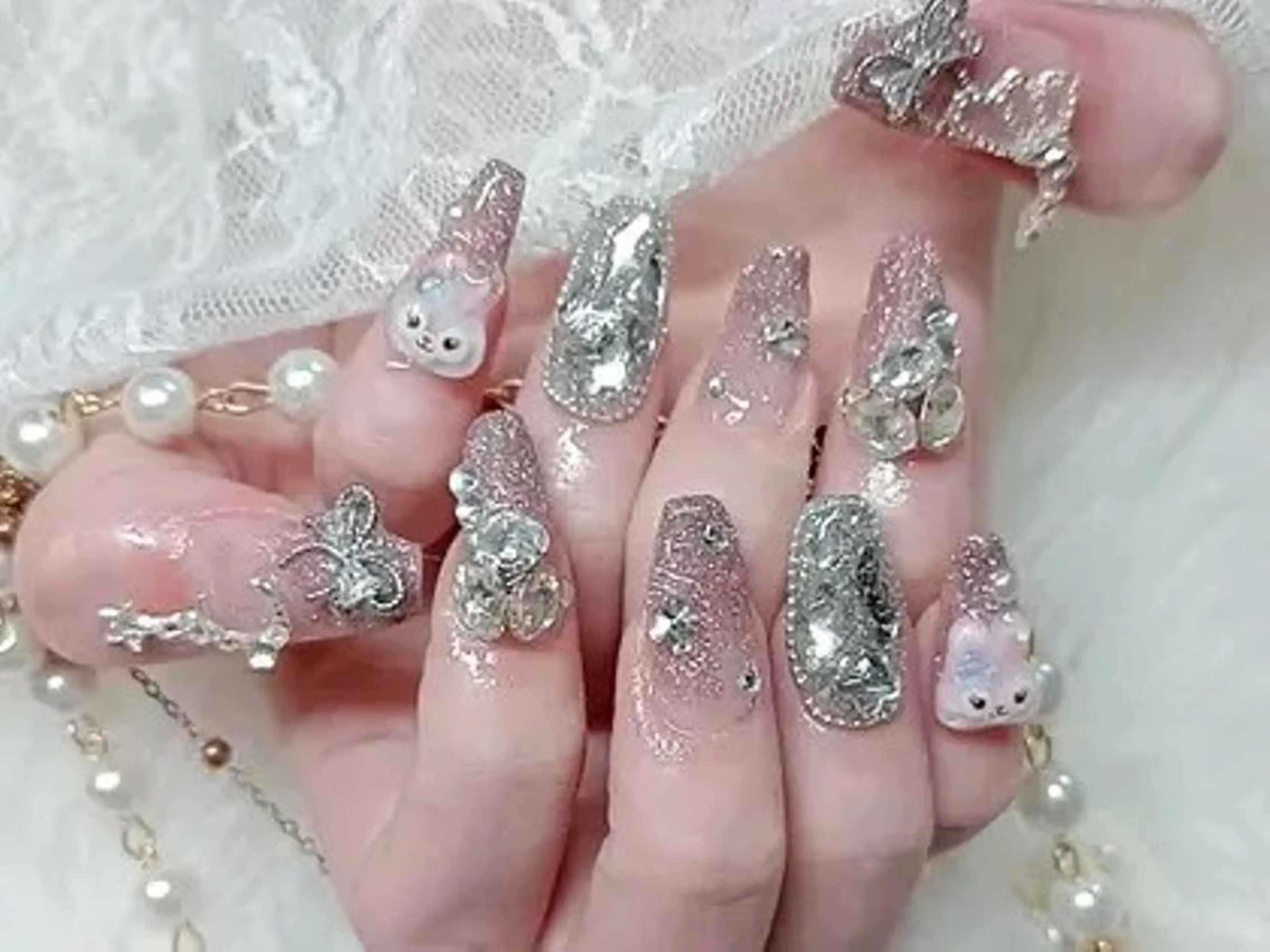 ネイル Hanaai Salon新大久保店のネイルデザイン