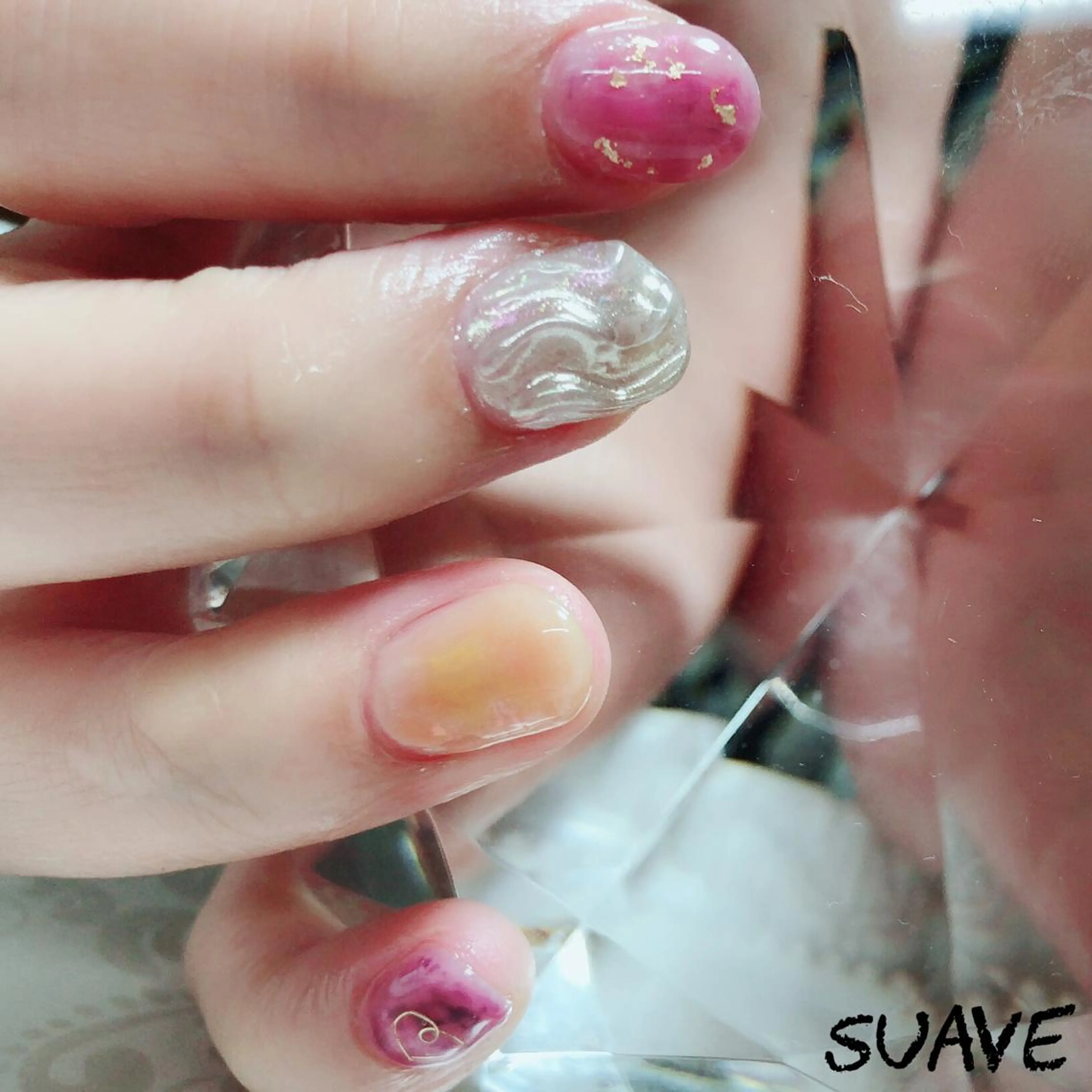 ネイル チークネイル ミラーネイル Nail Suave (シュアーヴ)のネイルデザイン