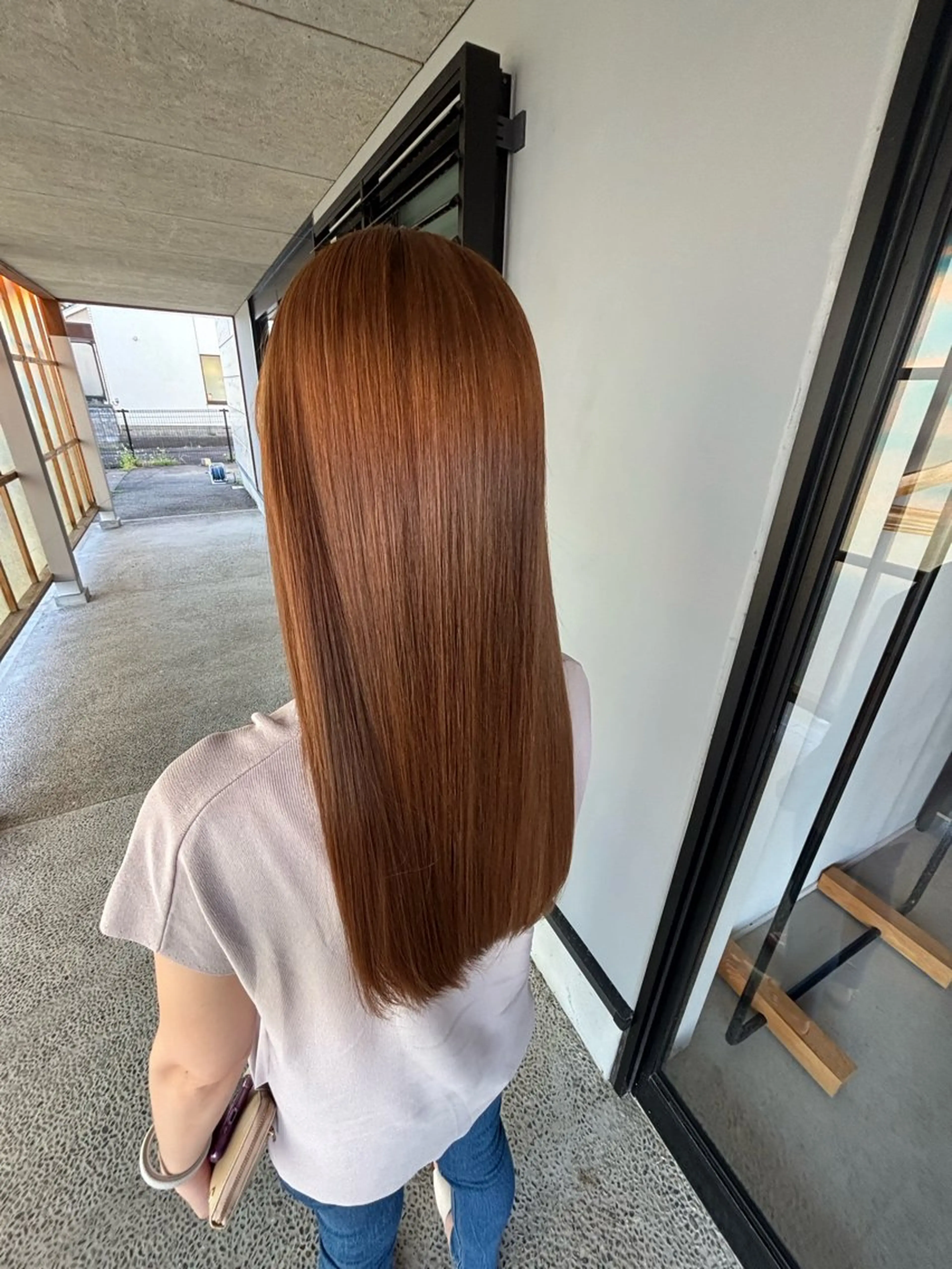 ロング ヘアカラー 西川 璃乃朱のヘアスタイル