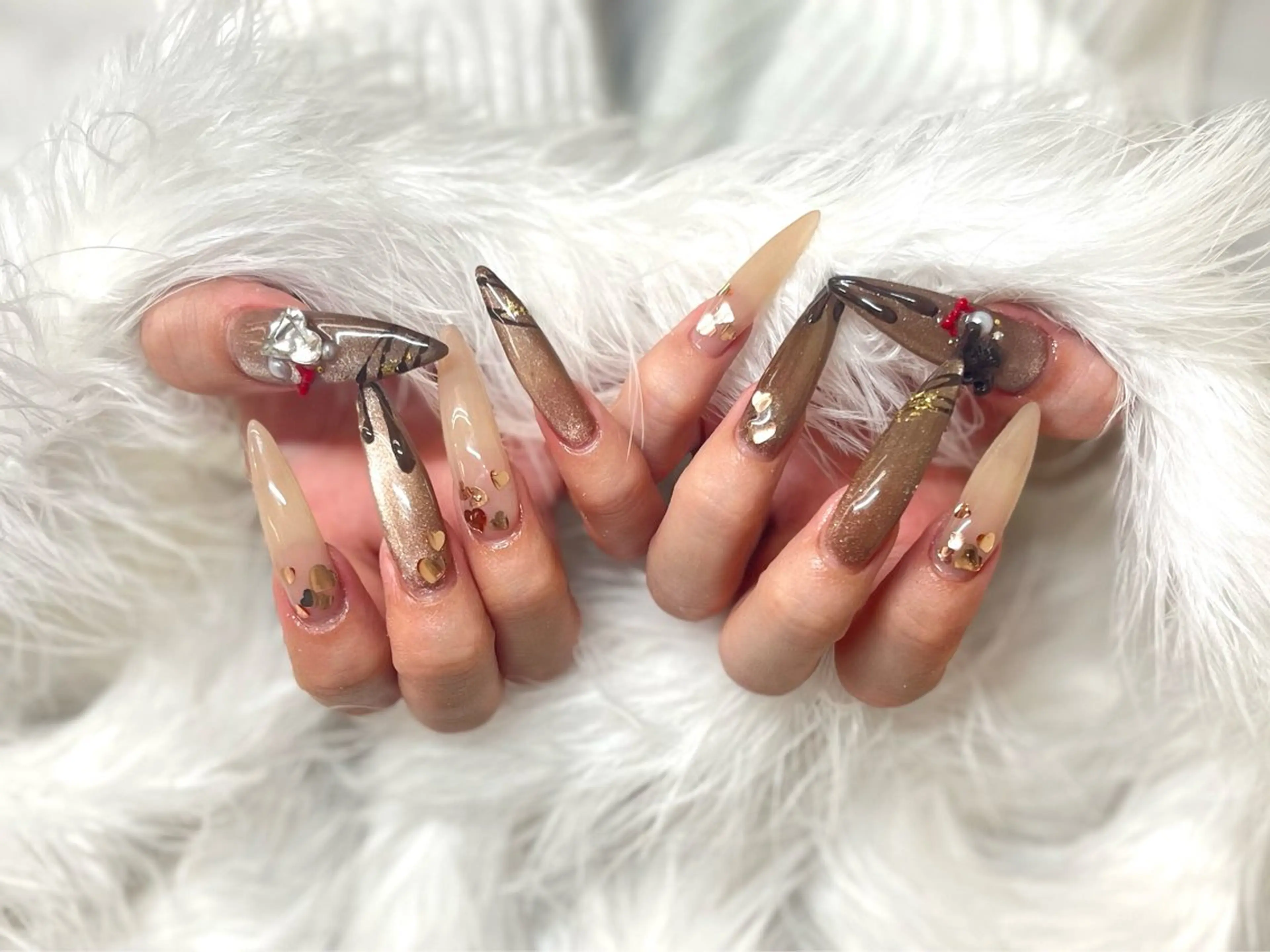 ネイル ハンドネイル honoka池袋🎀 ガーリーネイル🤍のネイルデザイン