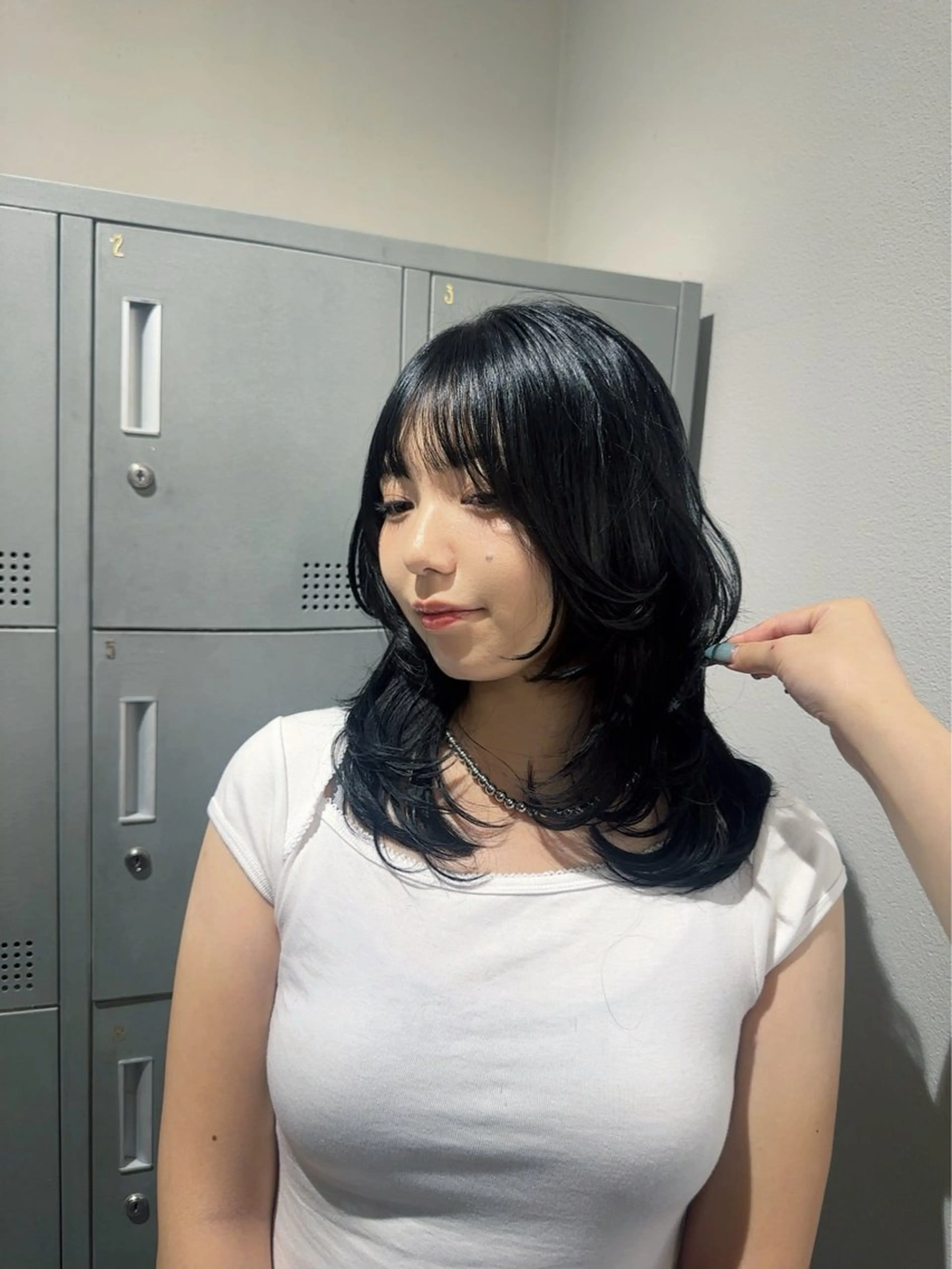 セミロング 透け感オリーブ/レイ ヤーカット/KaHoのヘアスタイル