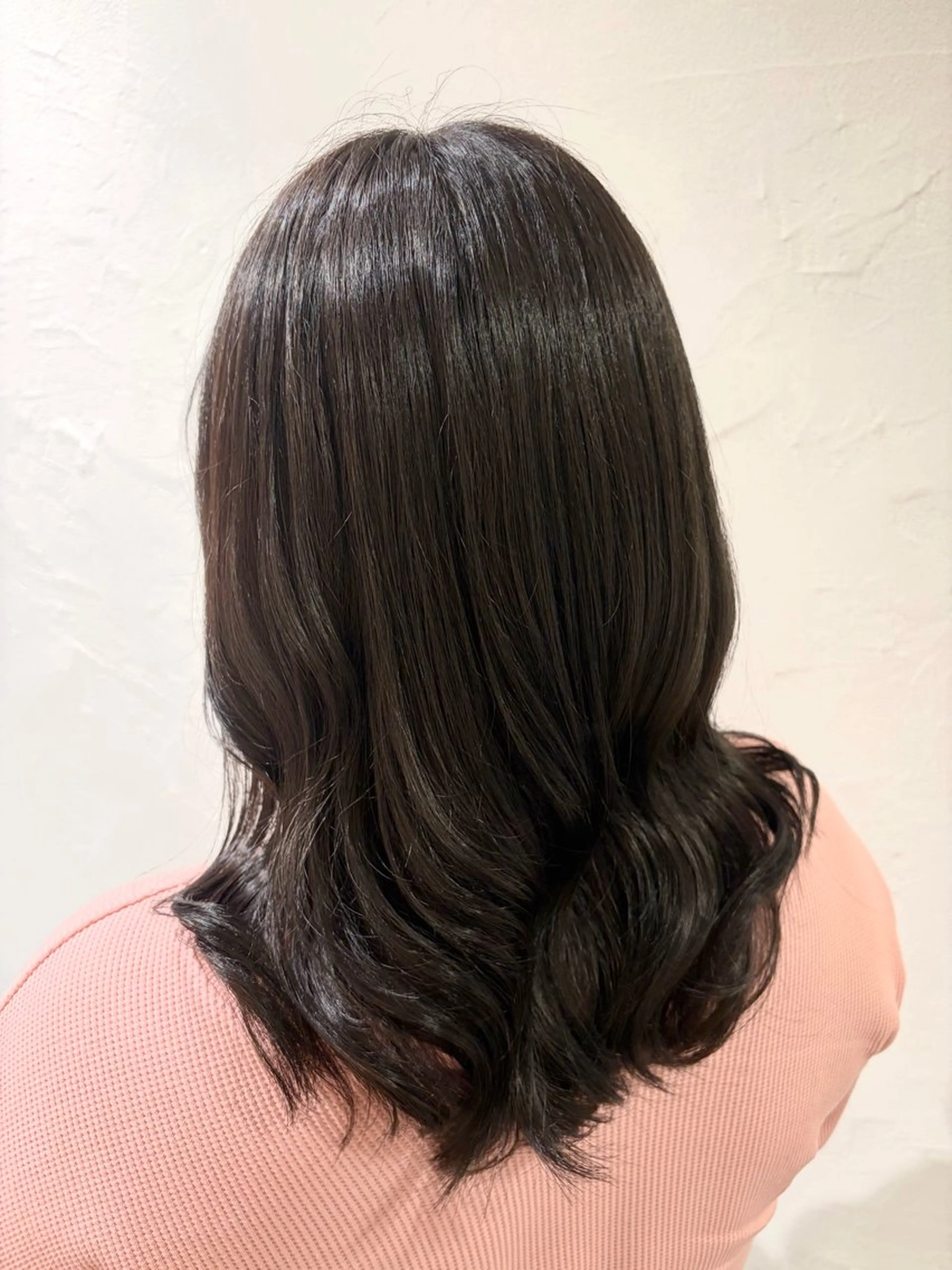 ミディアム カラー 透明感カラー ダブルカラー パープルカラー 伸ばしかけ カット ヘアカラー トリートメント 美容室stadium 横田ジュンコのヘアスタイル