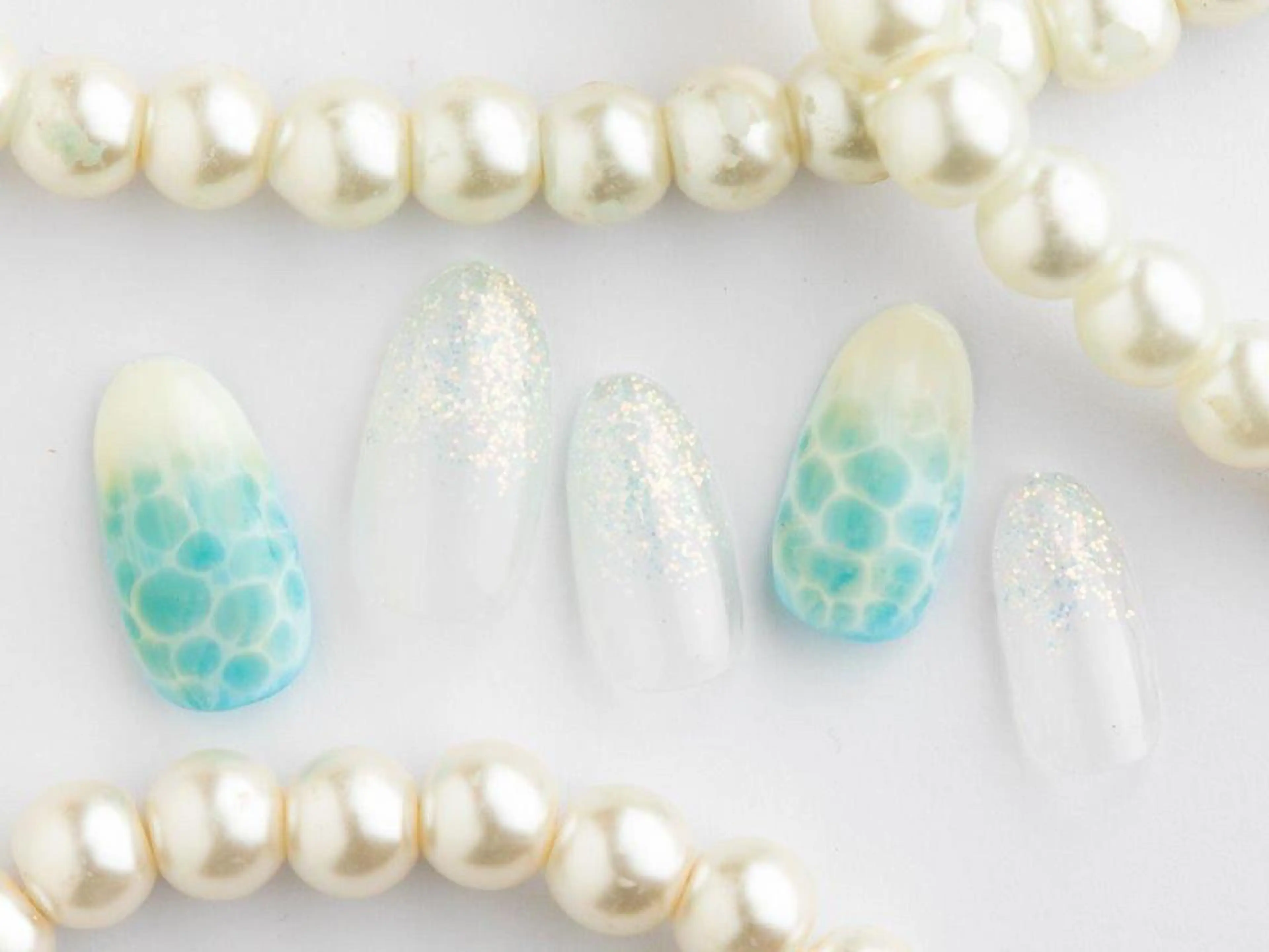 ネイル 桜ネイル クリアネイル フットネイル ジェルネイル キラキラネイル 💗🪽Tiary Nail🪽💗のネイルデザイン