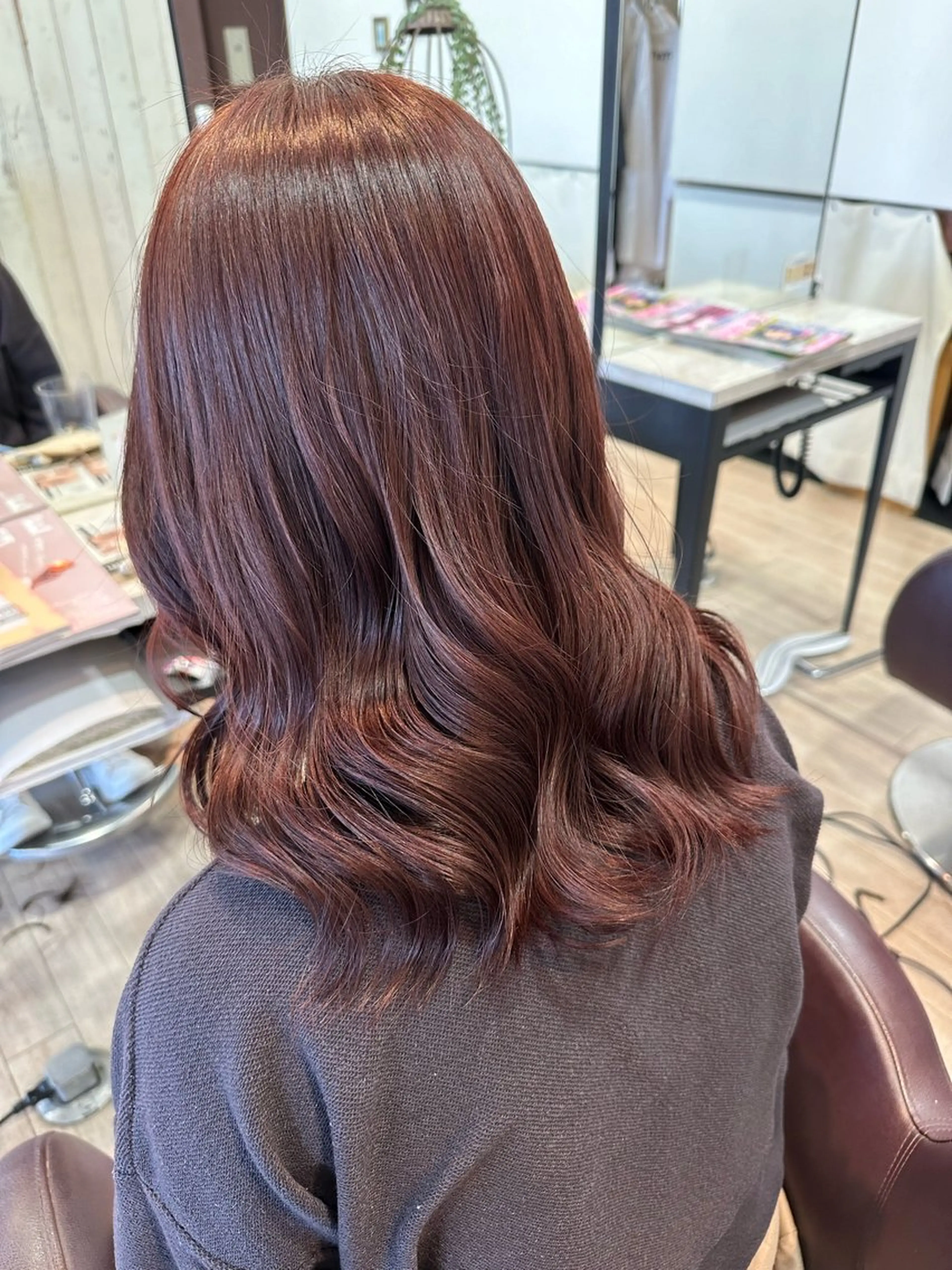 ミディアム カット ヘアカラー ツヤ髪質改善 💜れいな💜のヘアスタイル