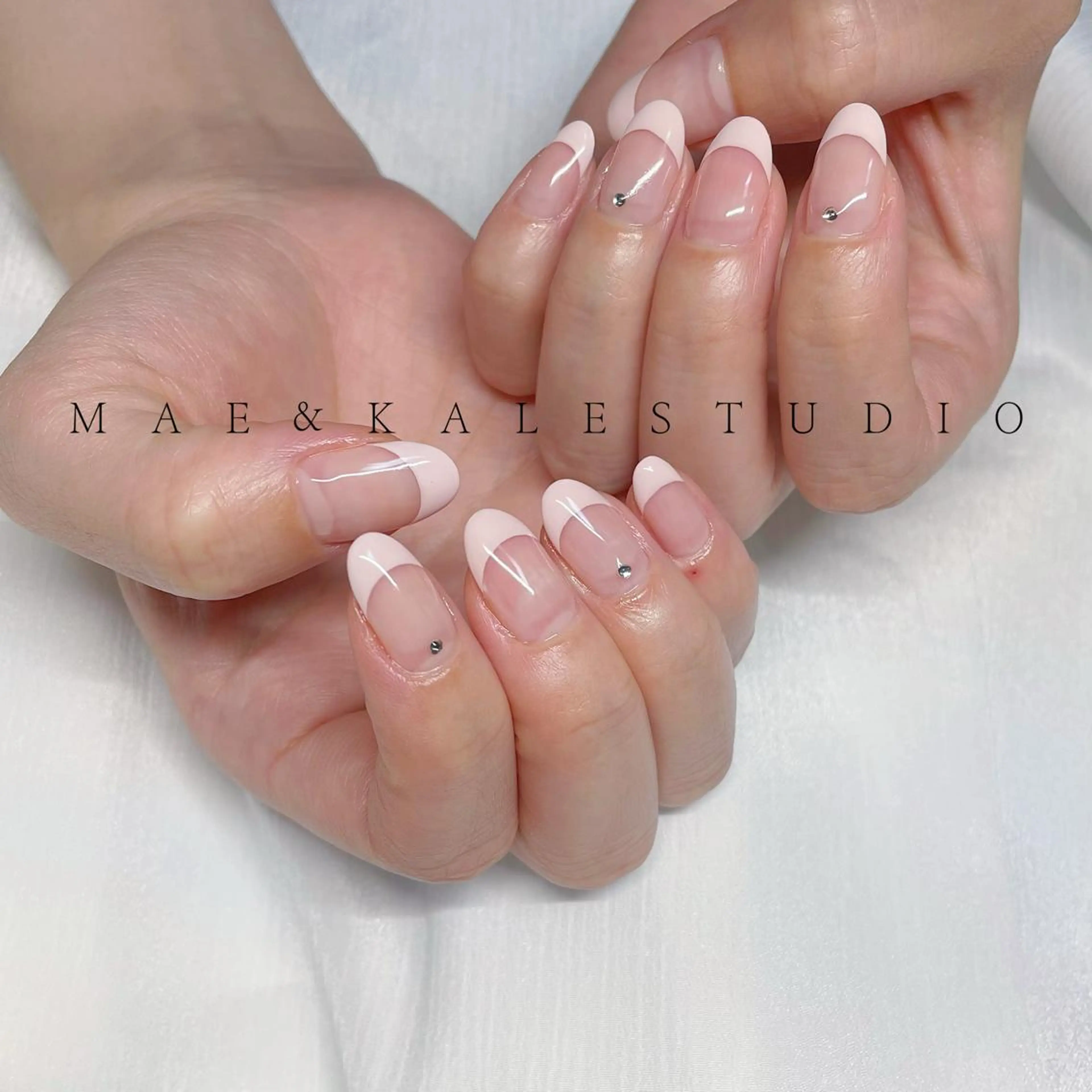 ネイル ストーンネイル MAE&KALE STUDIOのマツエク・マツパデザイン