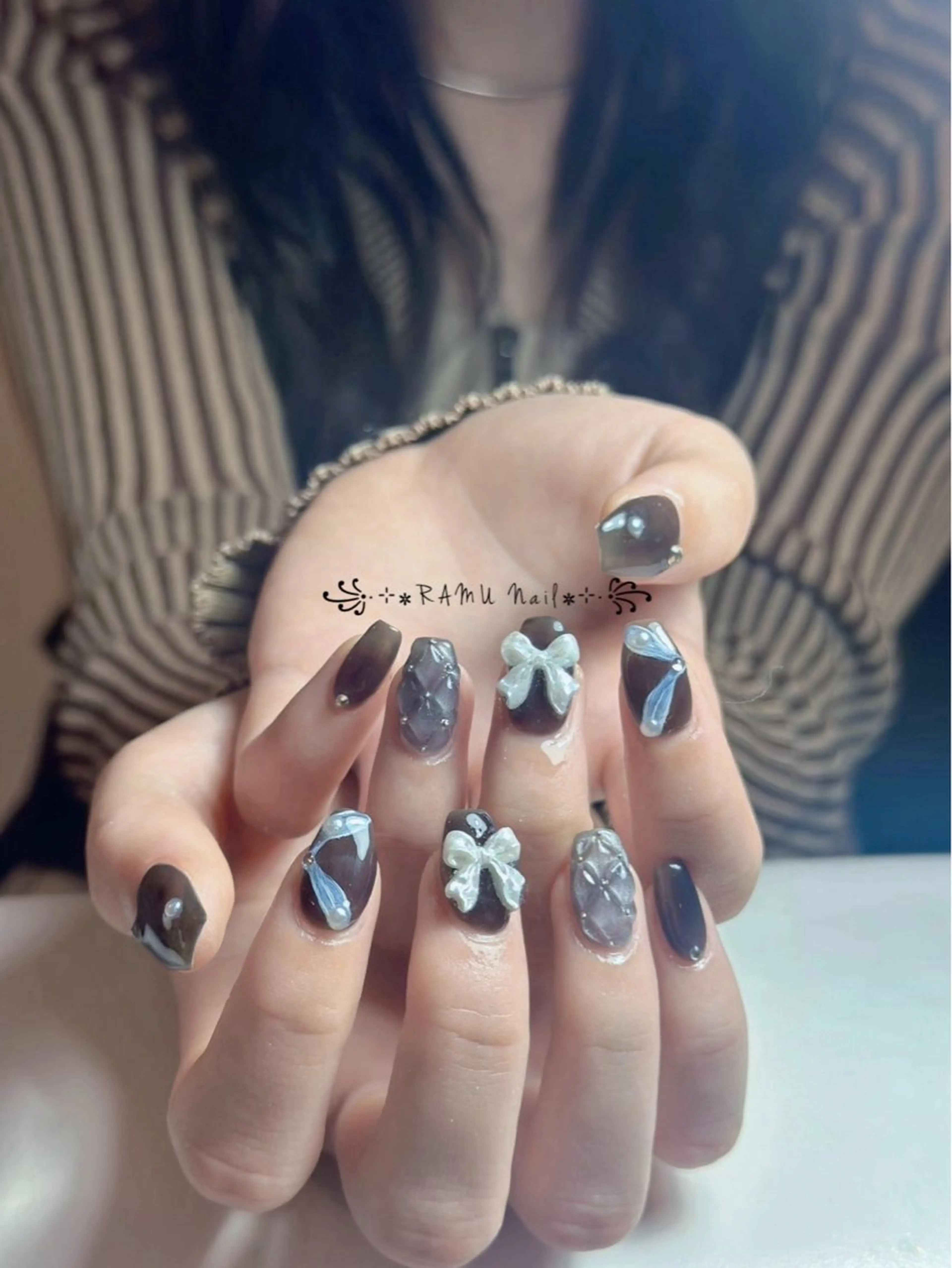 ネイル キラキラネイル マグネットネイル ミラーネイル ピンク 夏ネイル ハンドネイル RAMU Nail 恵比寿店のネイルデザイン