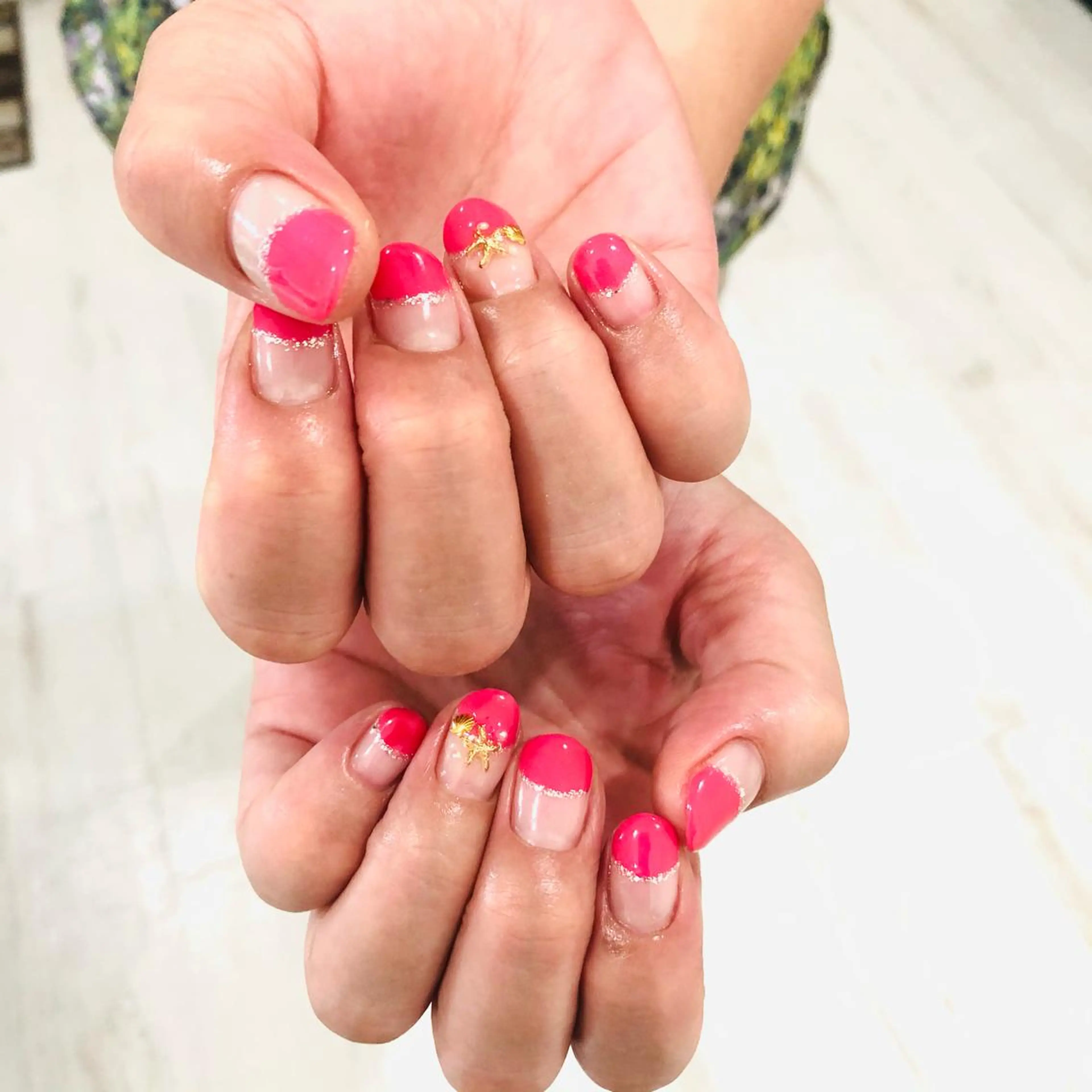 ネイル フレンチネイル ニュアンスネイル 逆フレンチ H3 hitoのネイルデザイン