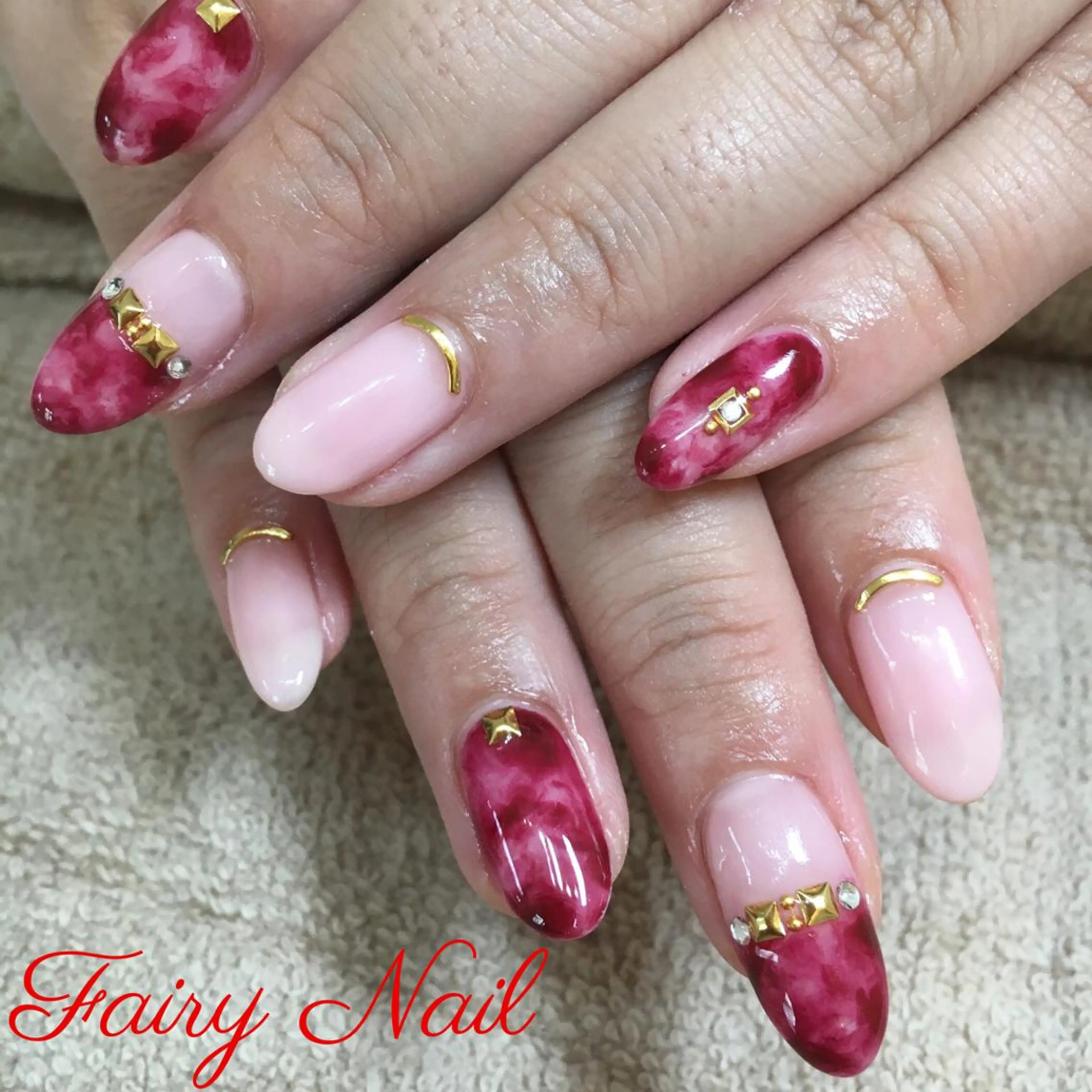 ネイル べっ甲ネイル 大理石ネイル(マーブル) ピンク 赤色 Fairy nailのネイルデザイン