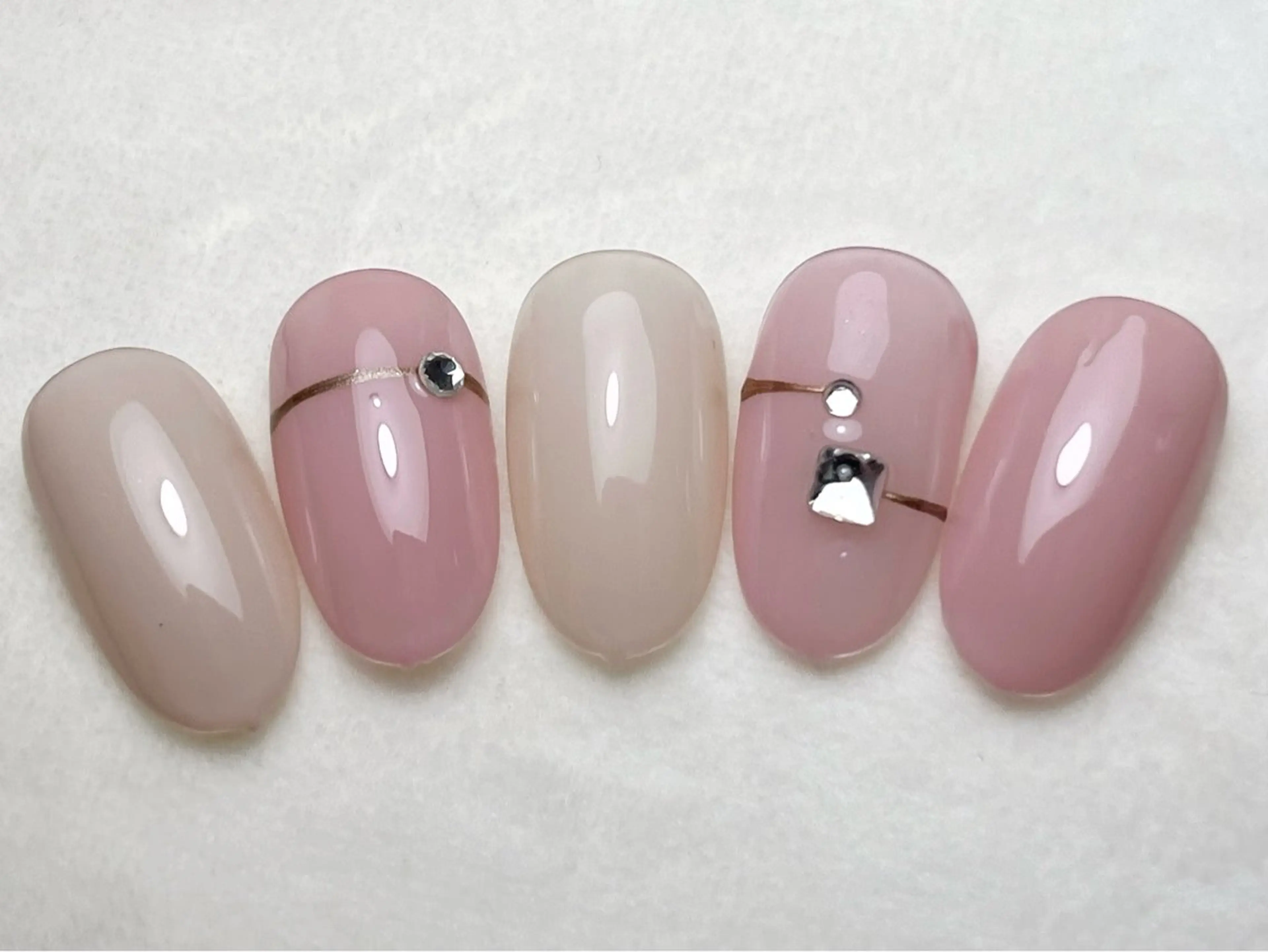 ネイル オフィスネイル シンプルネイル Rs nail 新宿西口のネイルデザイン