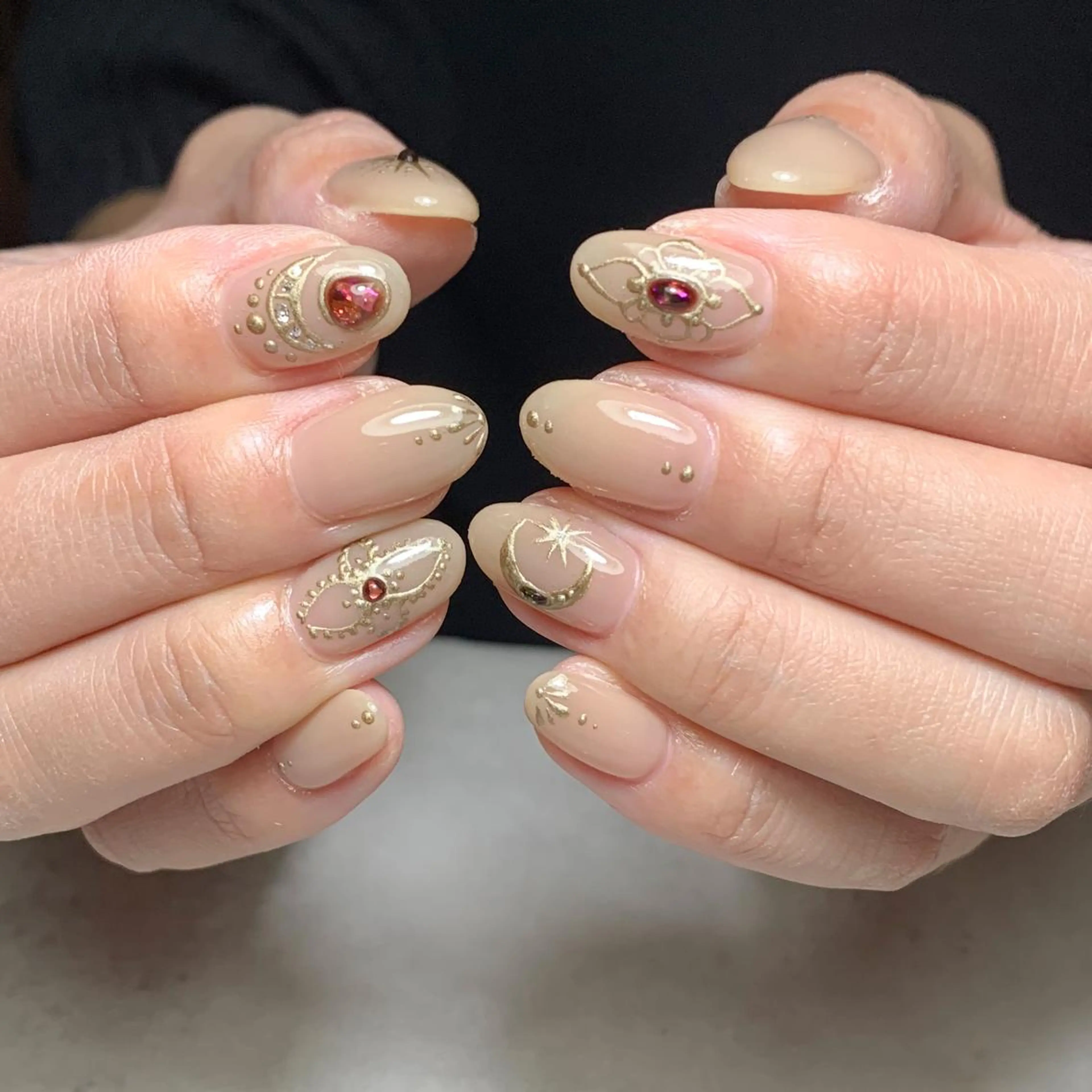 ネイル FIORITURA aiのネイルデザイン