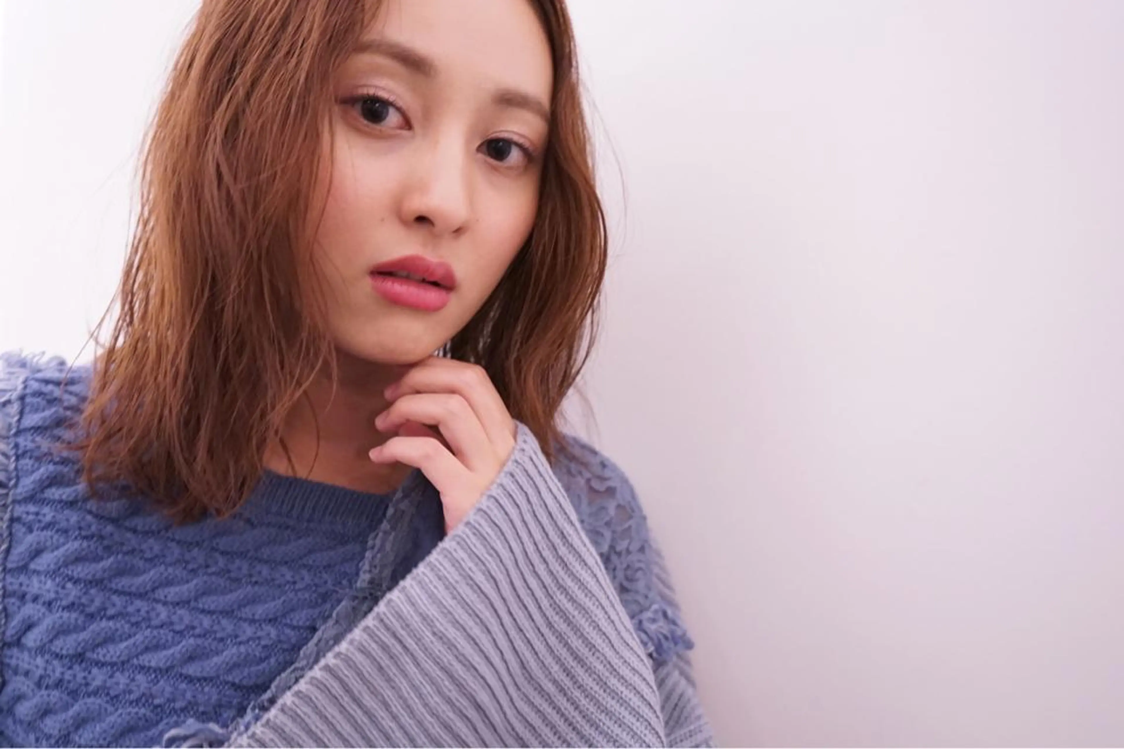 セミロング カラー パーマ ヘアアレンジ セミロングパーマ ベージュカラー ブラウンカラー ブラウンベージュ カット ヘアカラー 可愛いを作る神 ナオヒロのヘアスタイル