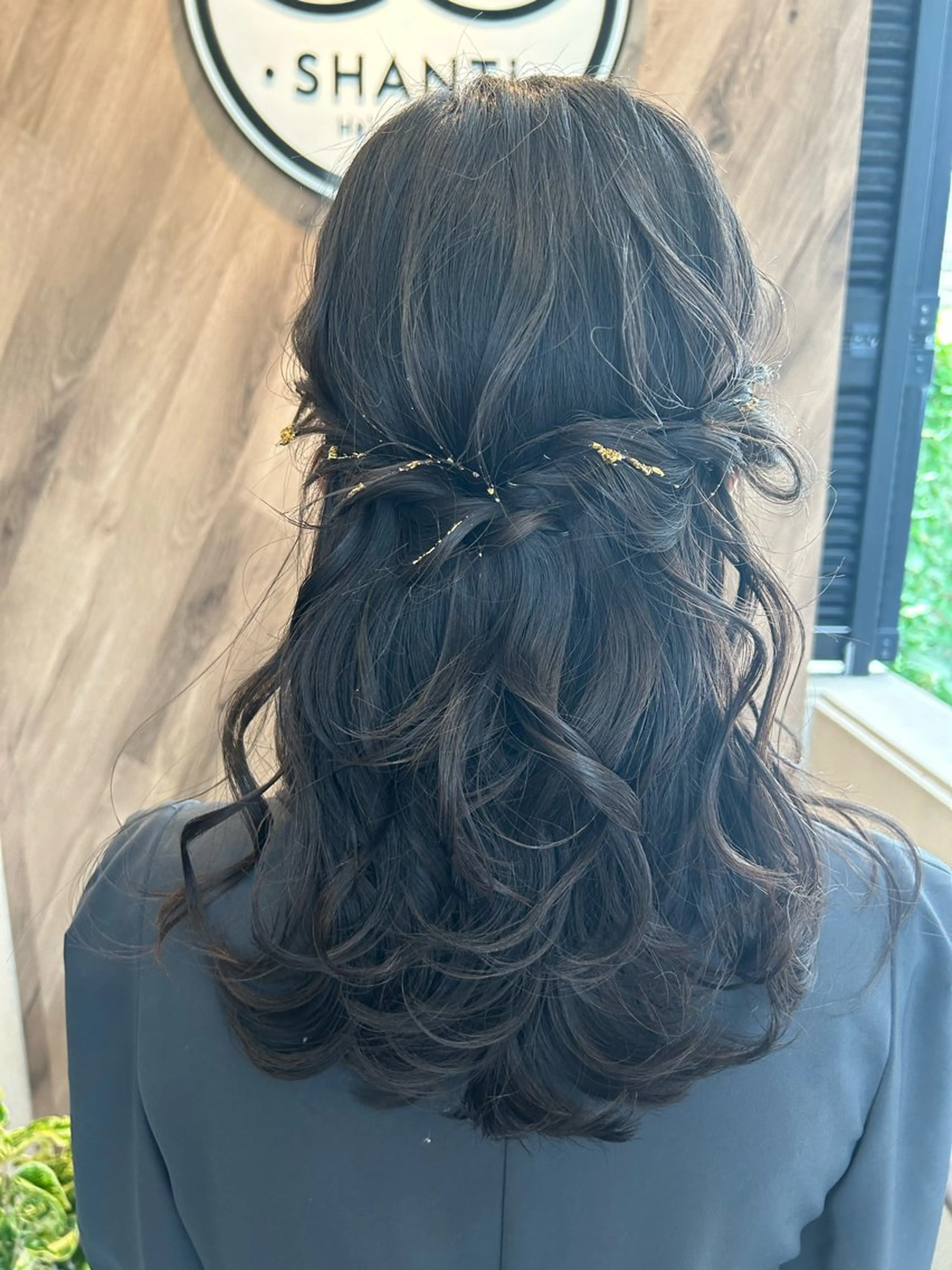 セミロング ヘアアレンジ ハーフアップ ヘアセット SHANTi 飯塚 ヘアセット/髪質改善のヘアスタイル