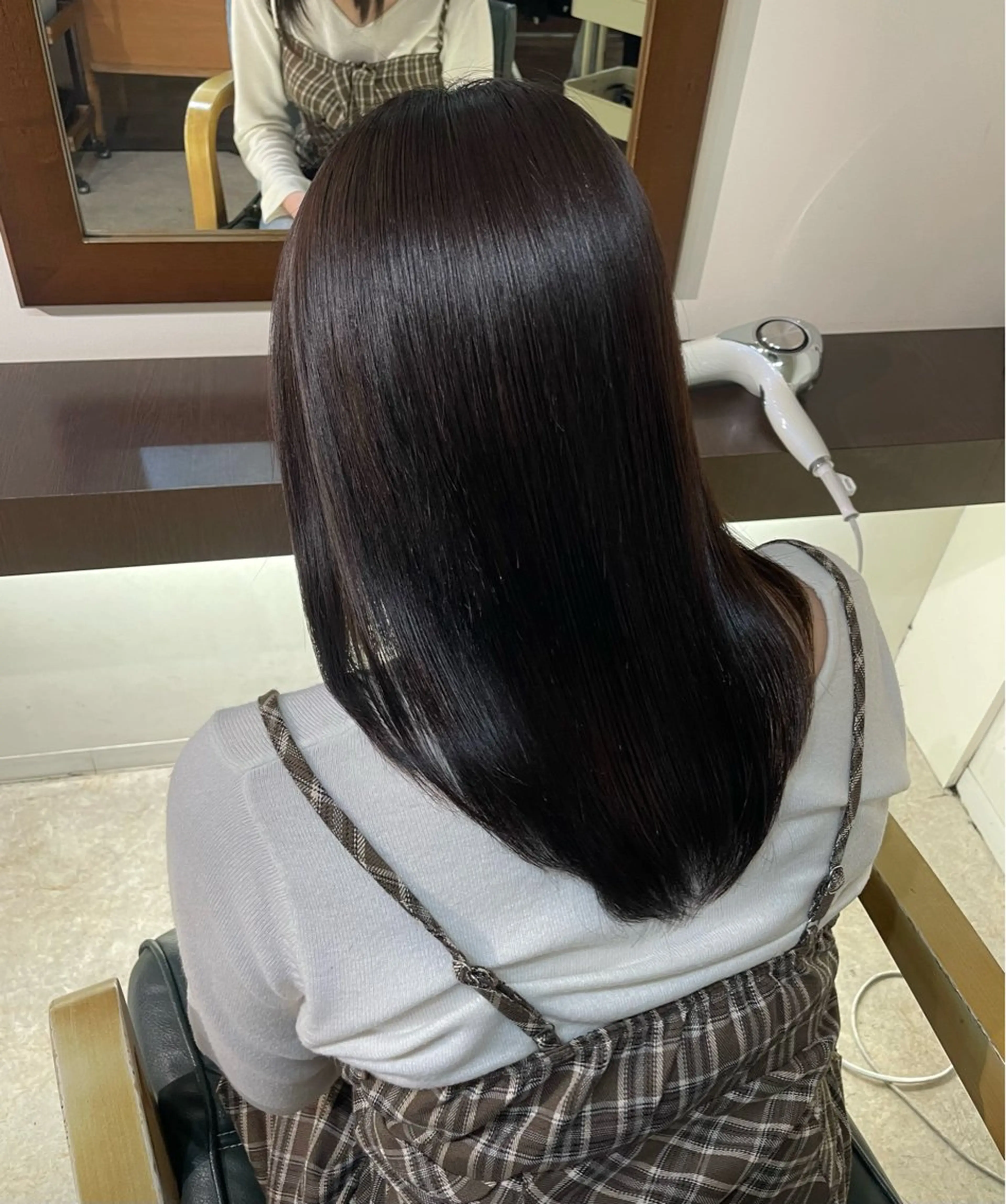 ミディアム 縮毛矯正 結衣 髪質改善モデル募集中のヘアスタイル