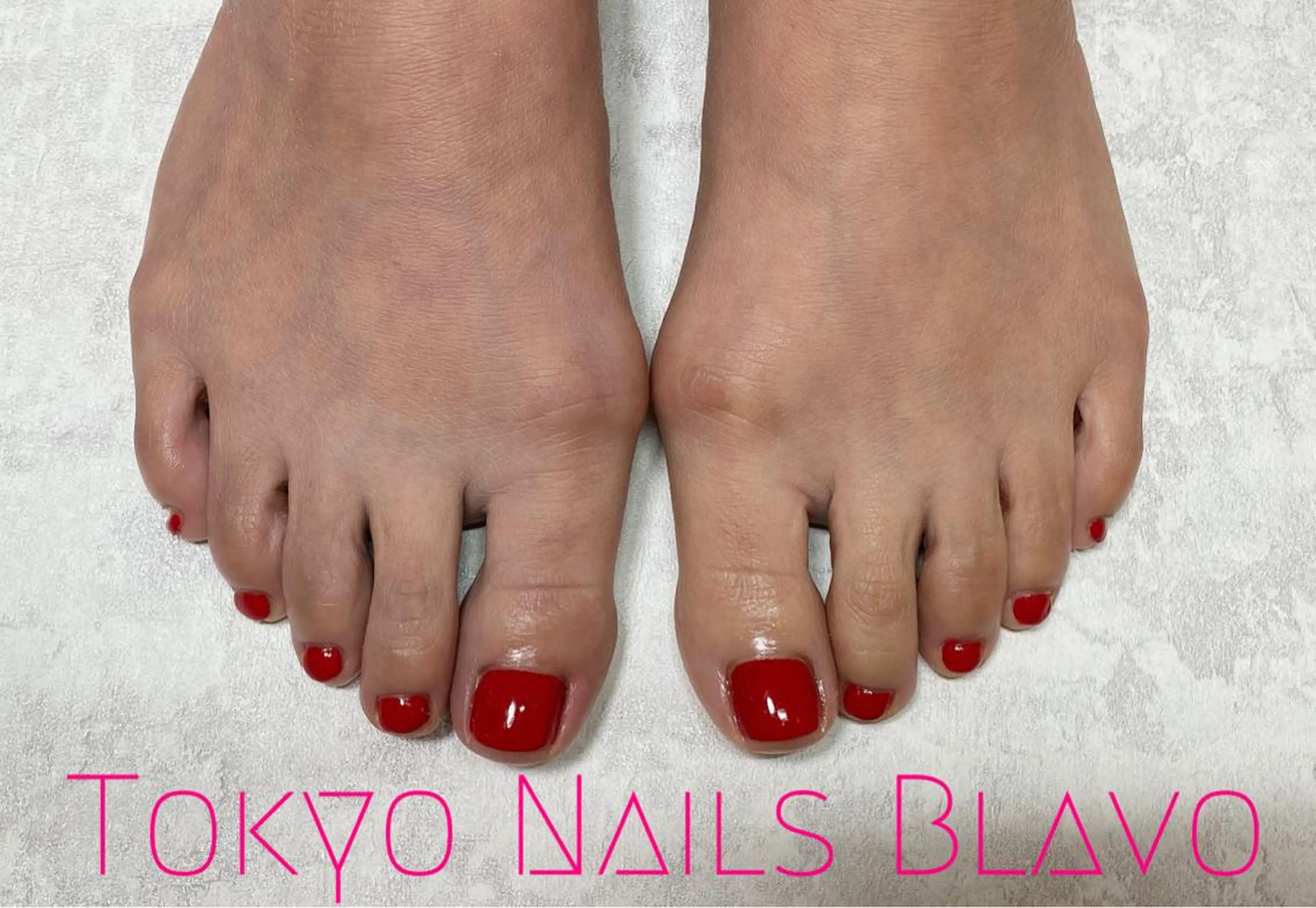 ネイル フットネイル ワンカラーネイル T.N.B 山本陽子のネイルデザイン