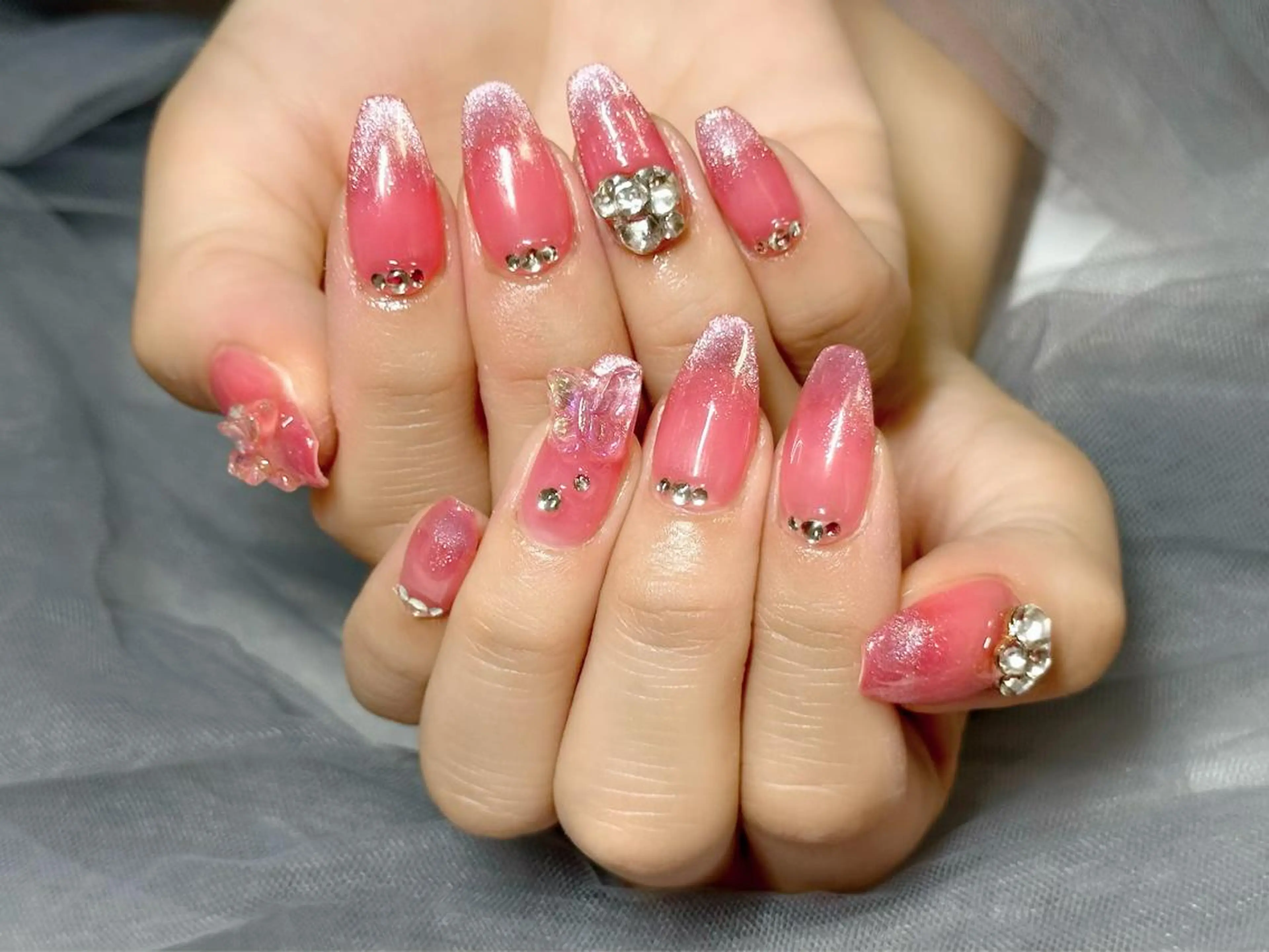 ネイル フレンチネイル マグネットネイル マグネットフレンチ ハンドネイル Nail Salon KURELLYのネイルデザイン