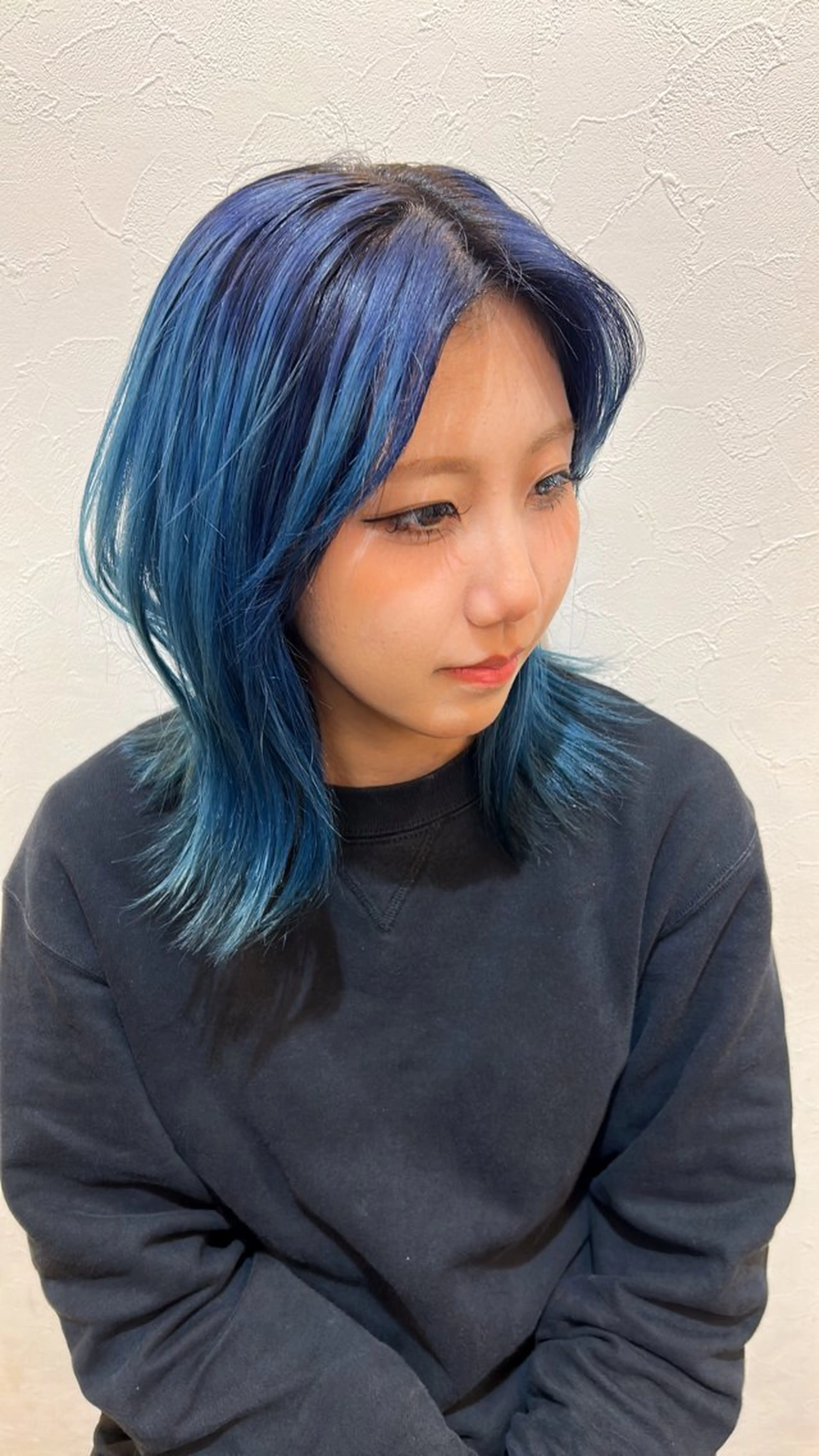 セミロング カラー ハイトーン特化⭐️ 飯田大樹のヘアスタイル