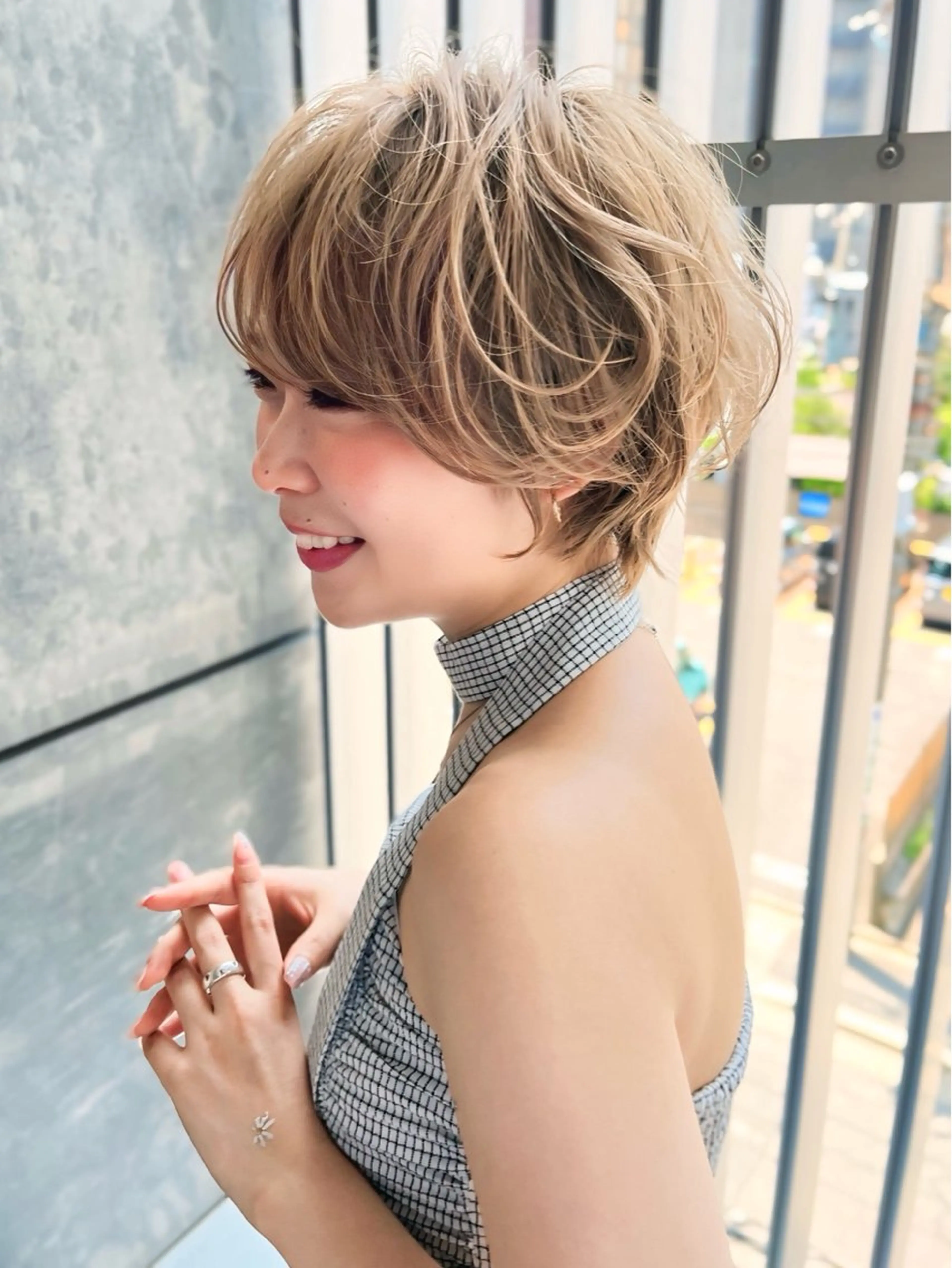 ショート カラー カット 🌟TOSHI/透明 感カラー/ショートのヘアスタイル