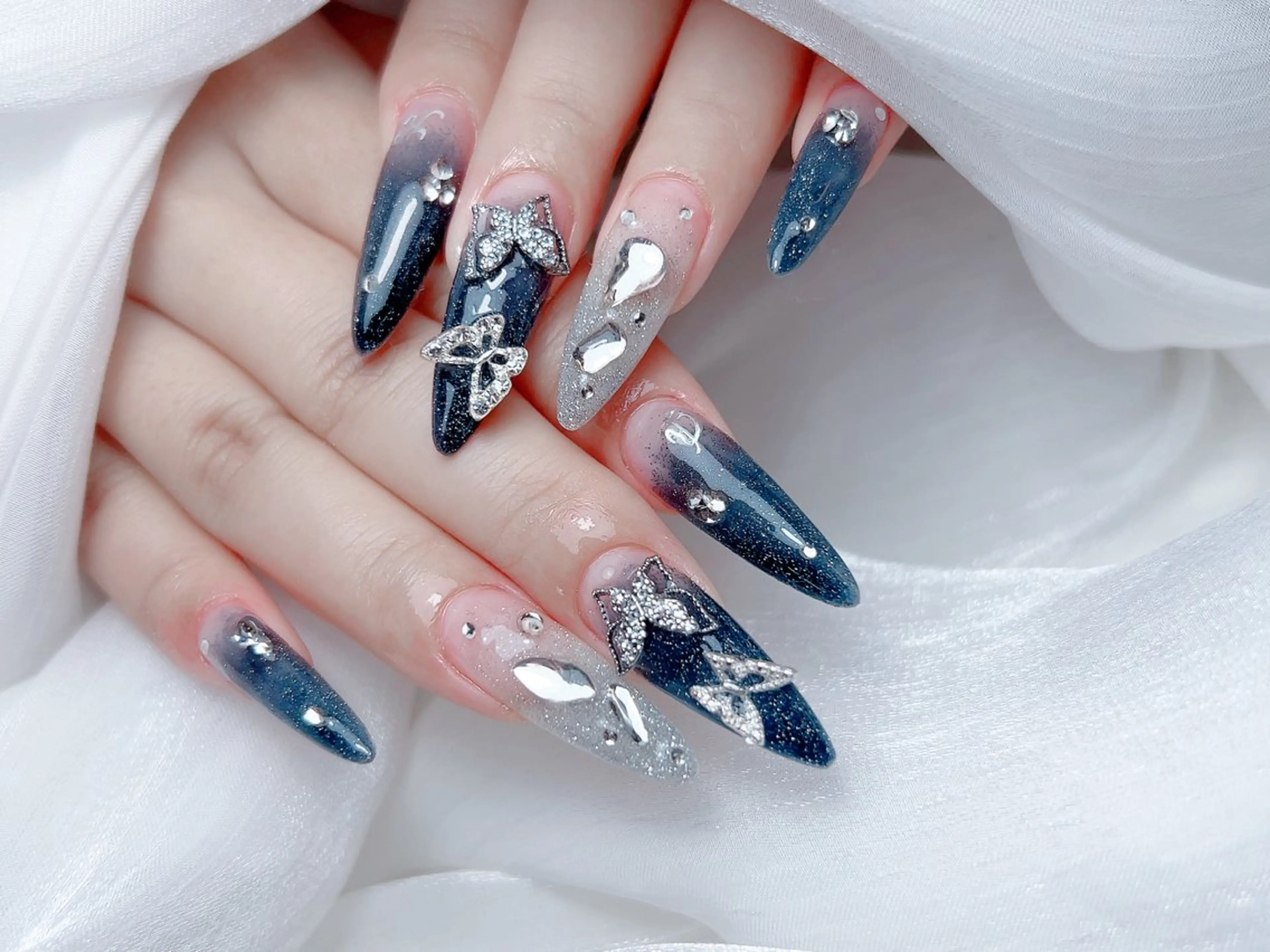 ネイル M🌷nail 長さだし専門店のネイルデザイン