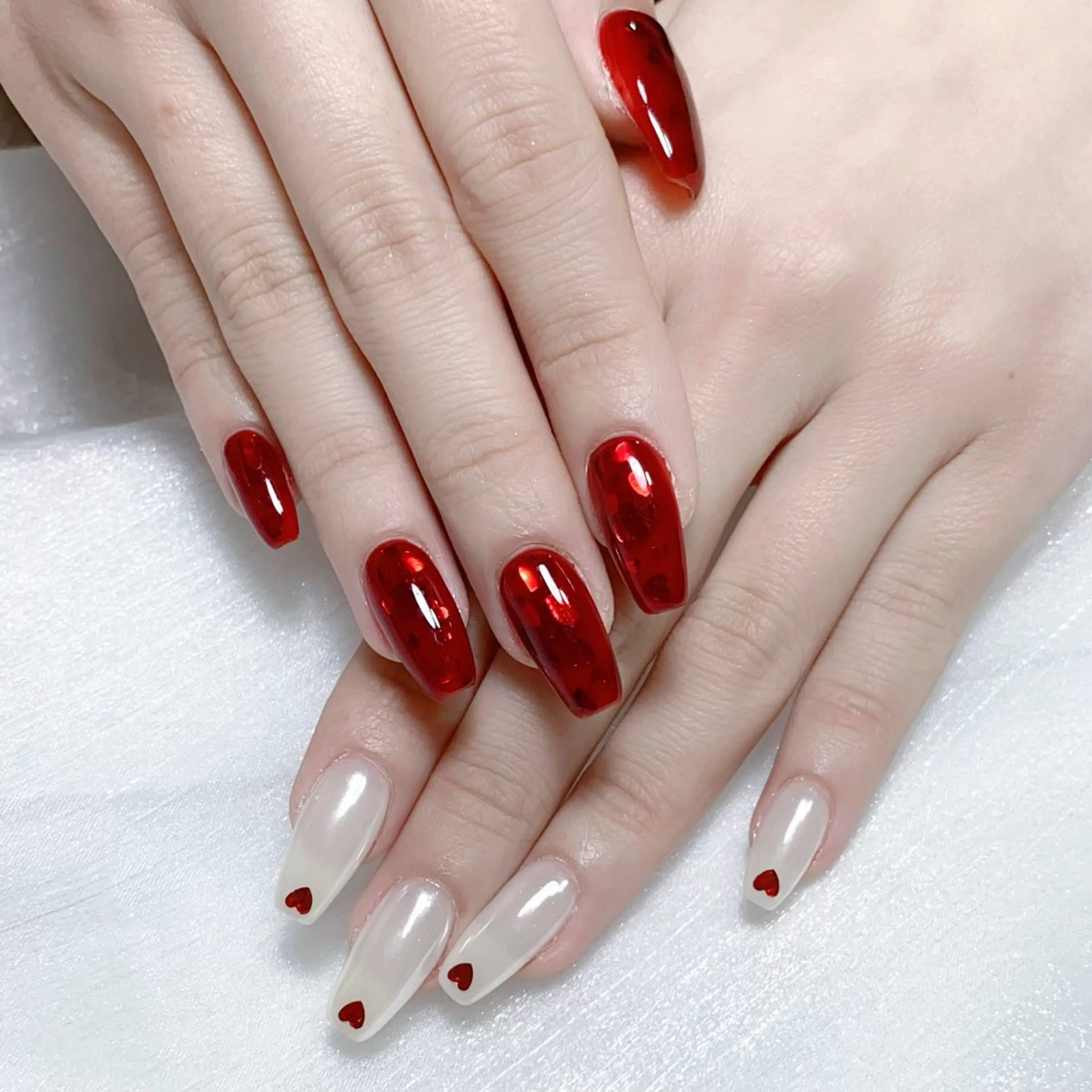 メンズ ネイル メンズ韓国風 アートネイル オーロラネイル ガーリー キラキラネイル ハンドネイル Nail salon 木にいるのネイルデザイン