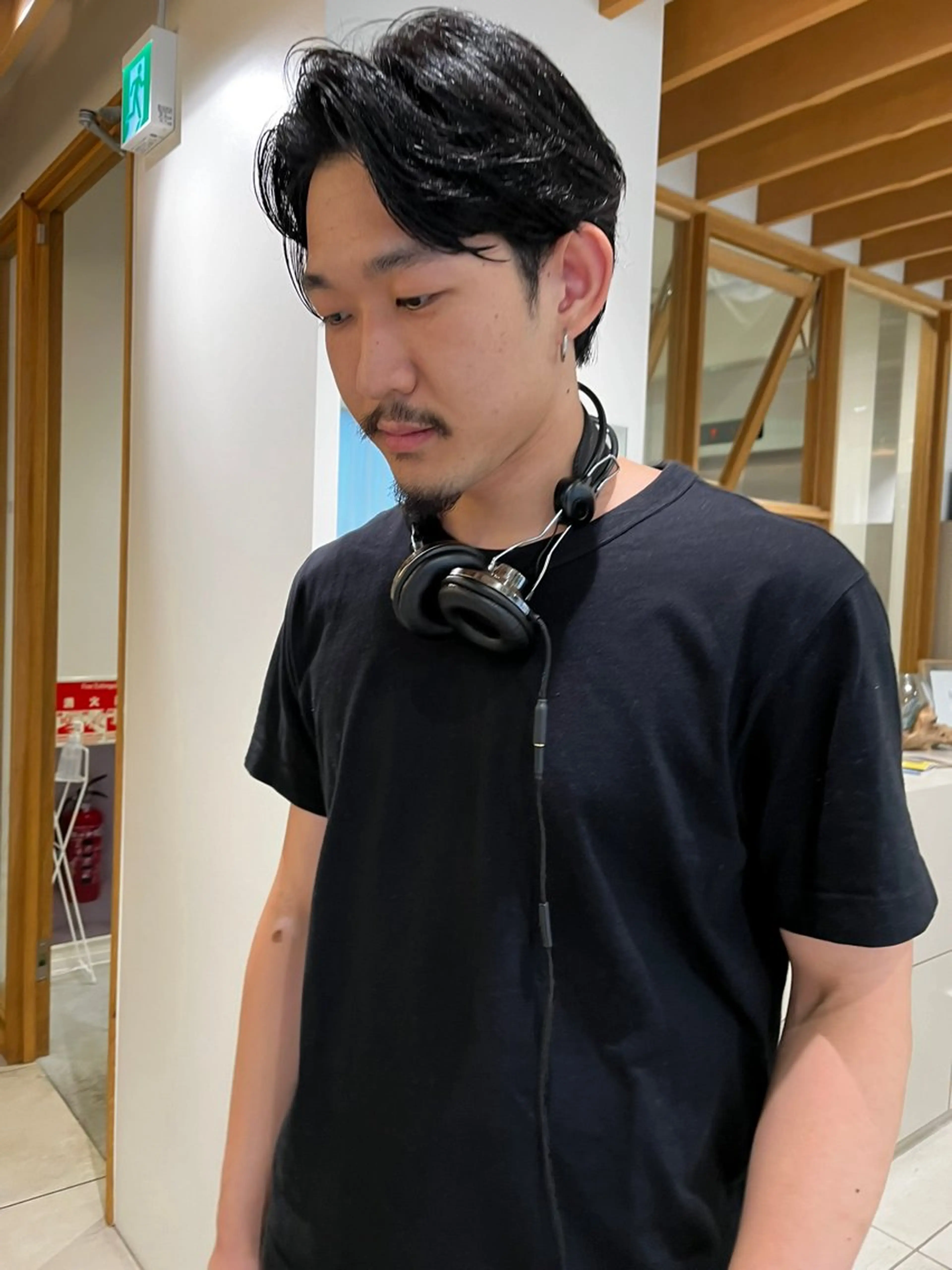 カラー メンズ フェザーパーマ メンズパーマ 透明感カラー 外国人風カラー カットモデル/ 髪質改善/みわのヘアスタイル