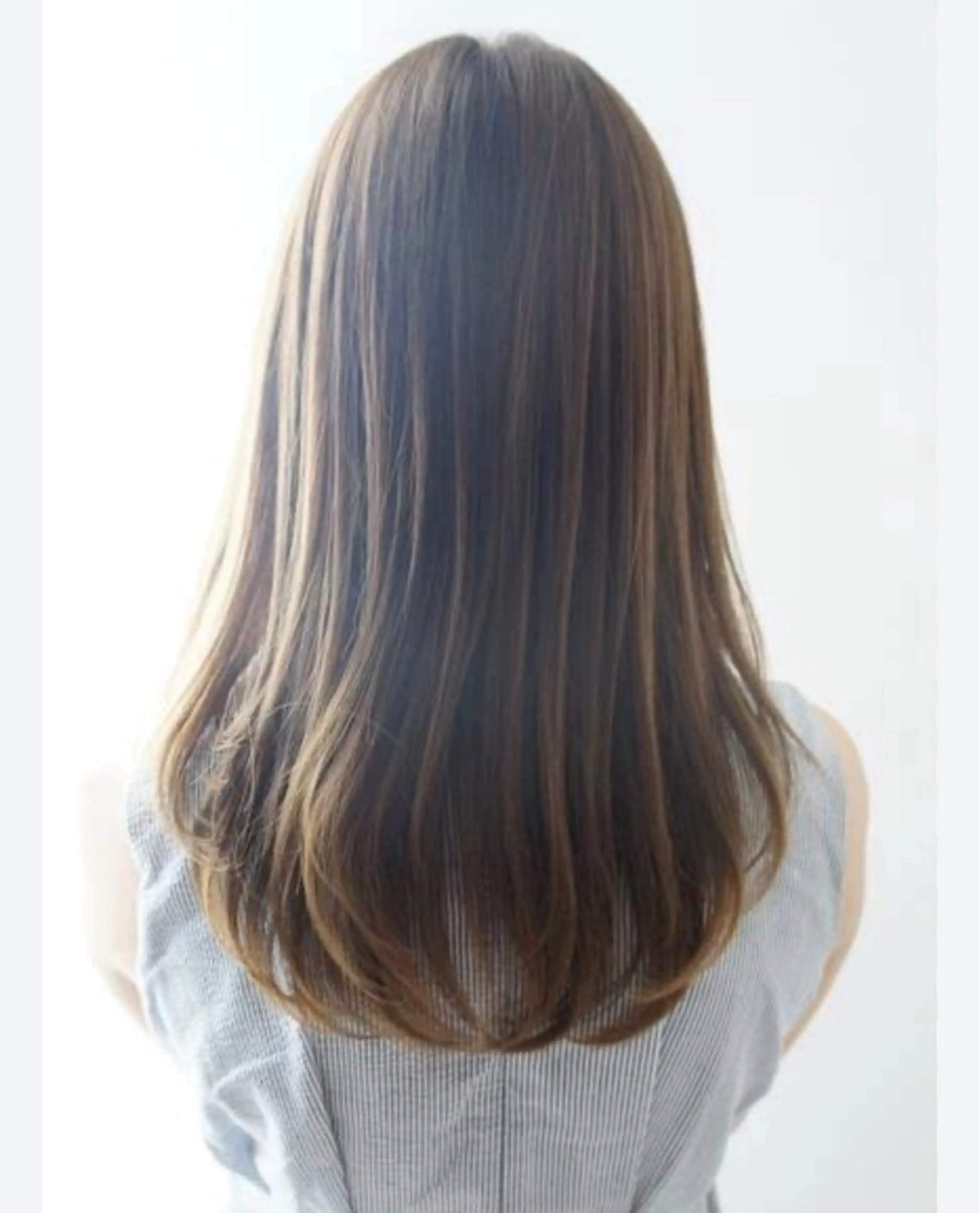 セミロング カラー LOOP 佐藤のマツエク・マツパデザイン