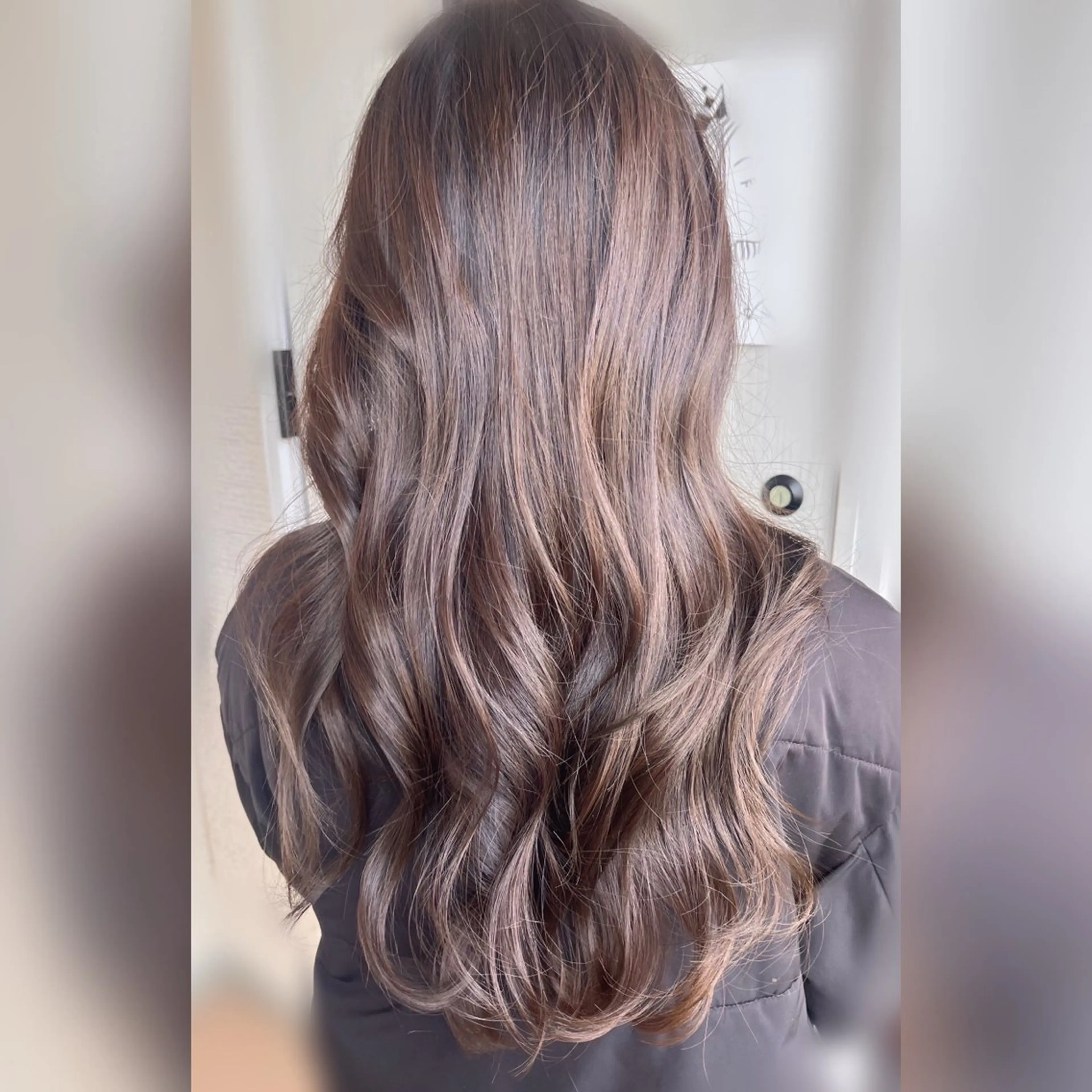 ロング カラー 【女性限定】 👑hanaのヘアスタイル