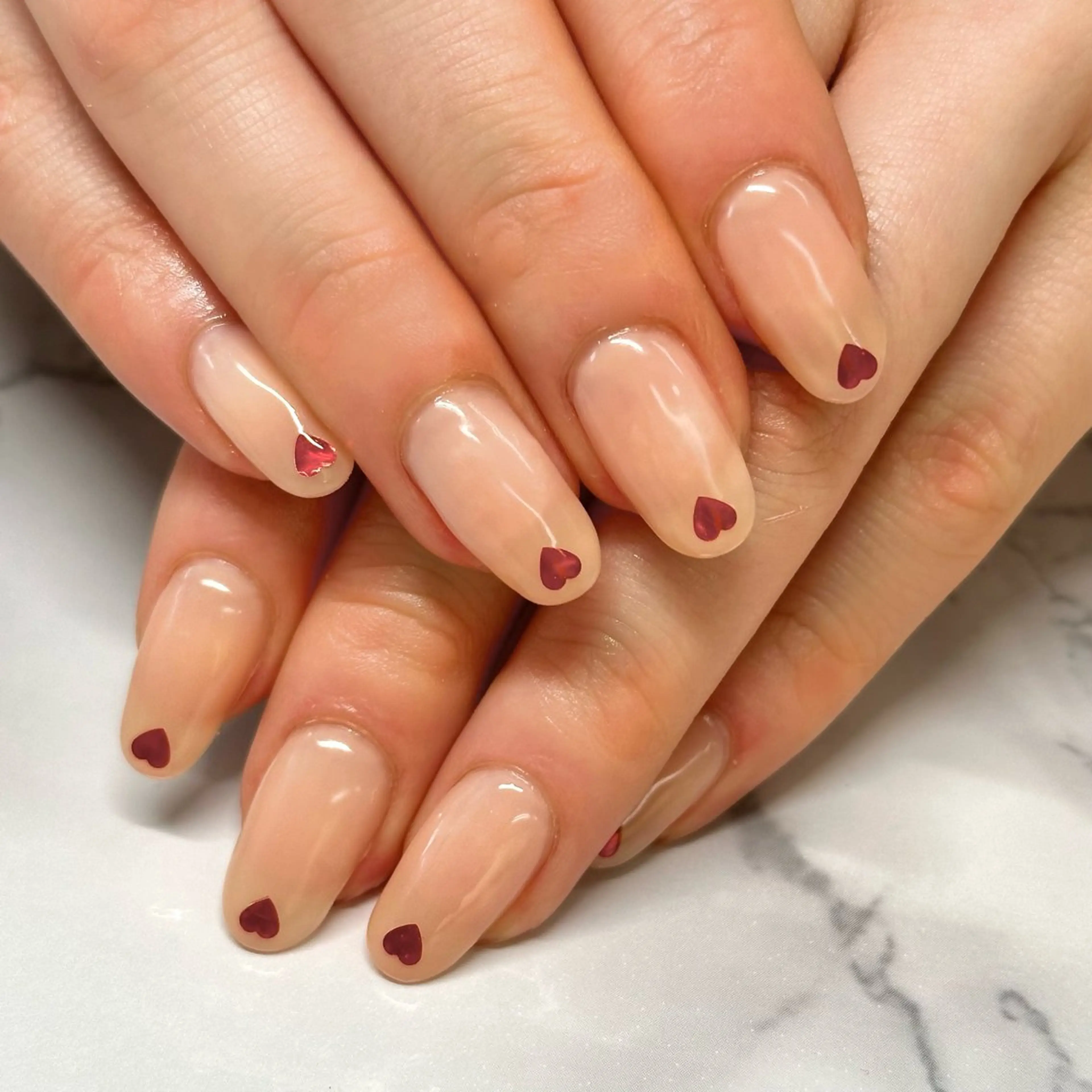 ネイル salon iris 🦋北広島市大曲のネイルデザイン