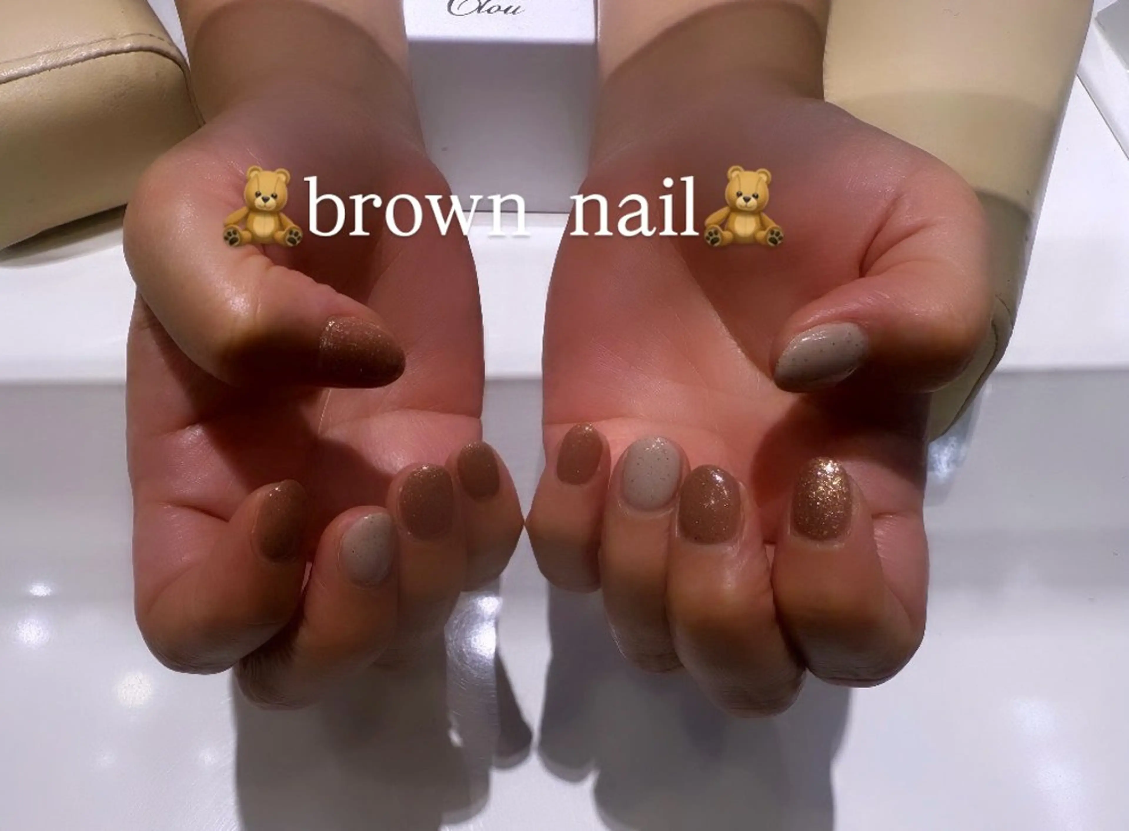 ネイル ブラウン 進藤 愛鈴のネイルデザイン