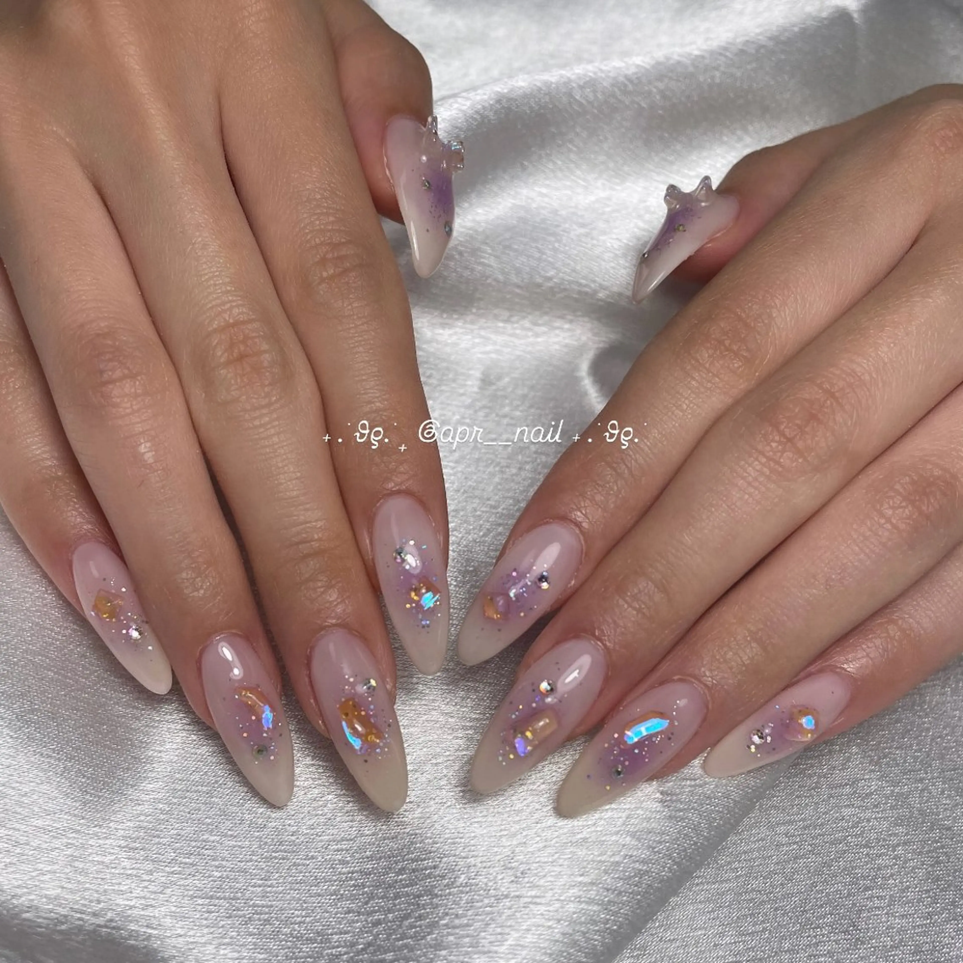 ネイル チークネイル ハンドネイル Nailsalon apricotのネイルデザイン