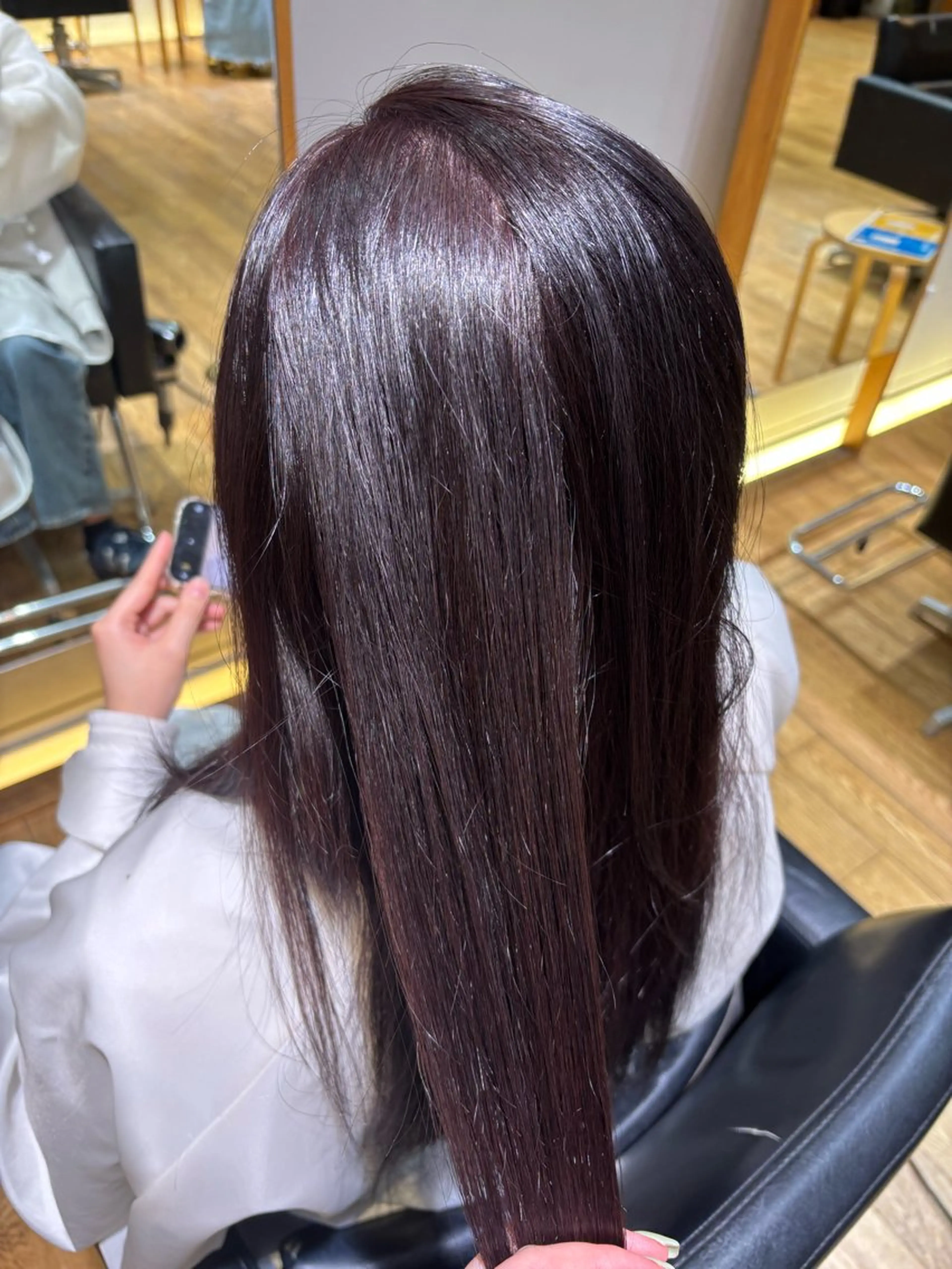 カラー 透明感カラー🩵 かのは🐰🪽のヘアスタイル