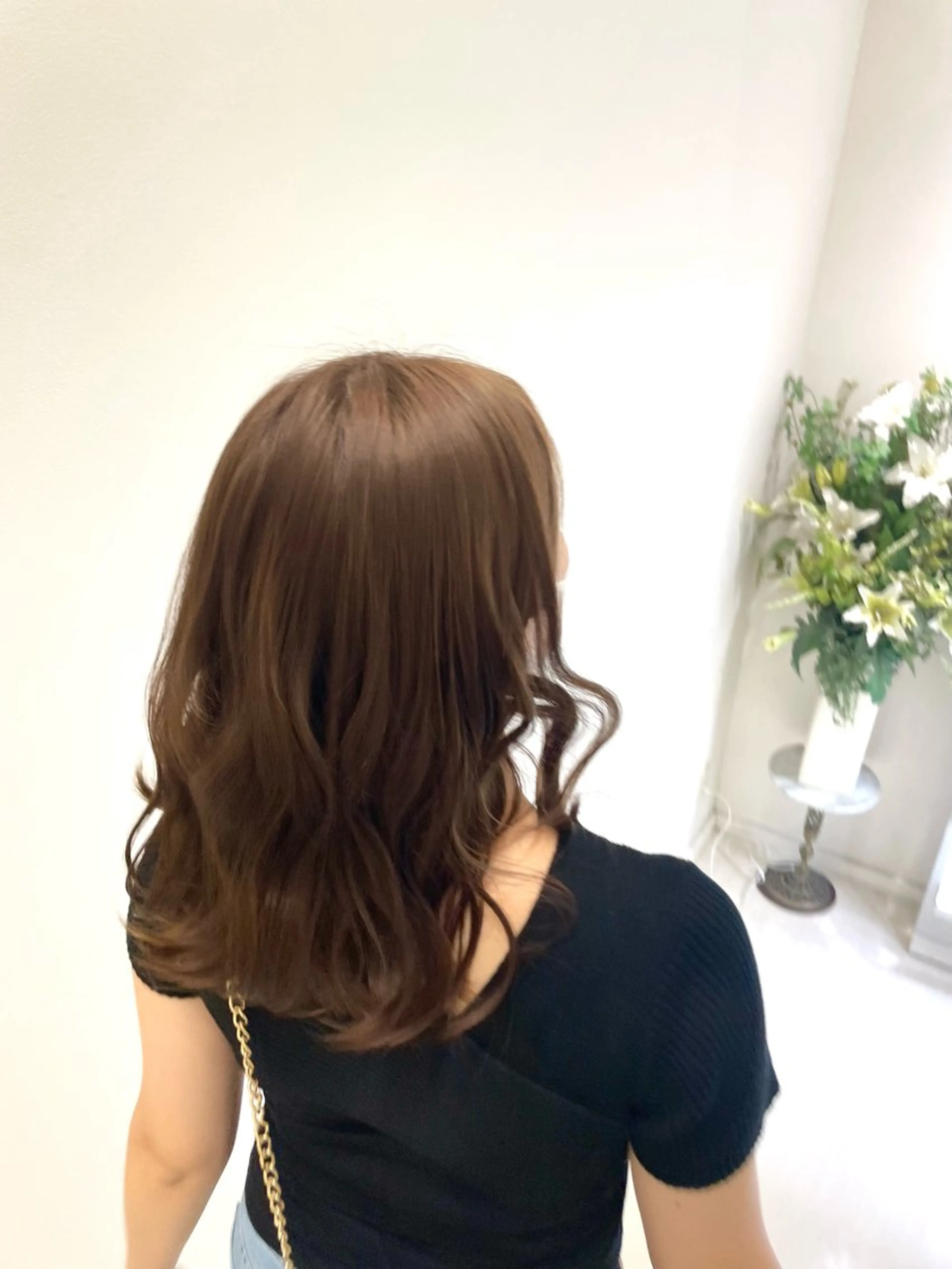 ミディアム カラー ベージュカラー ブリーチ ミルクティーベージュ ブリーチなしカラー 堀 ゆきみのヘアスタイル