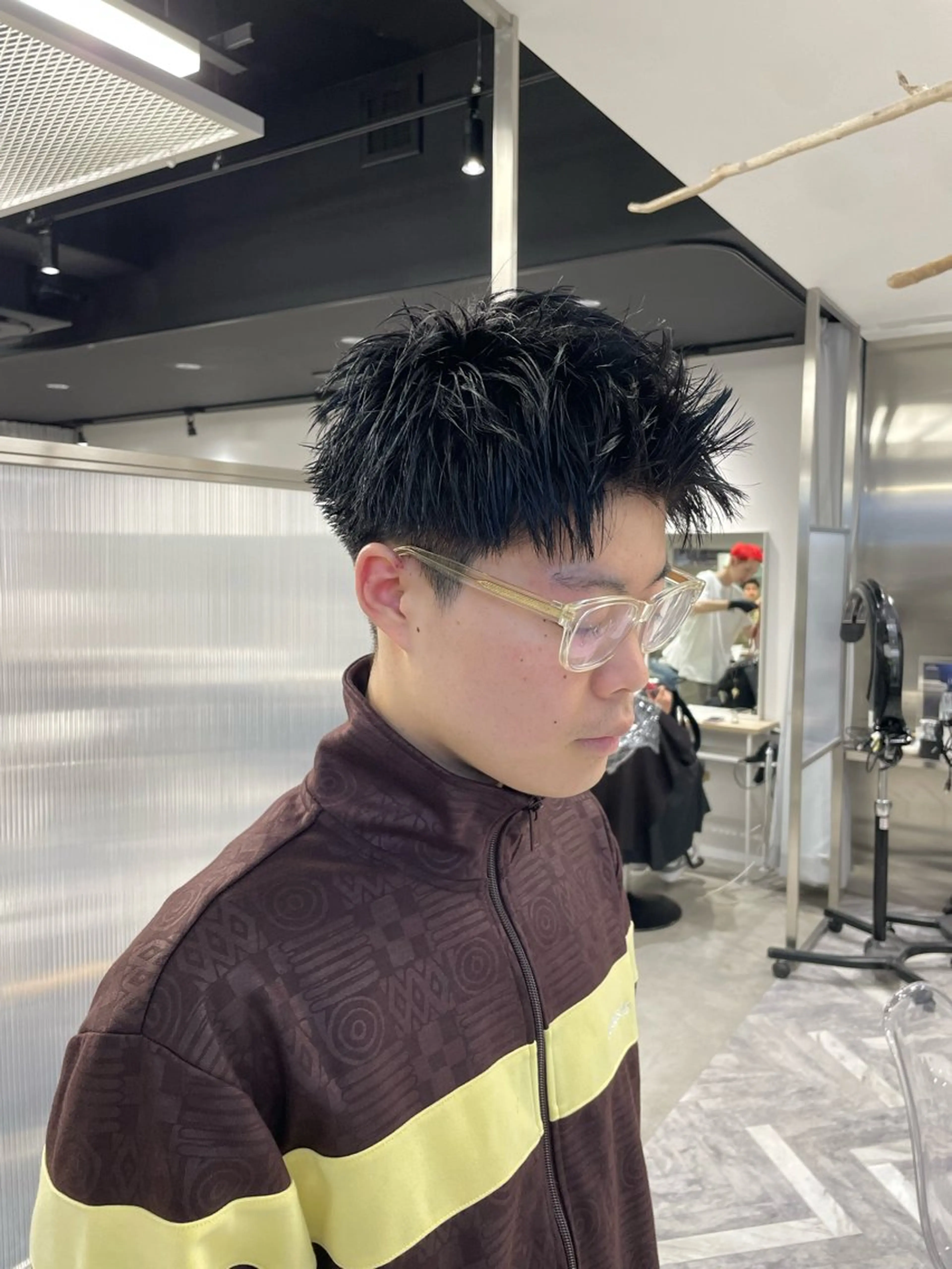 ショート メンズ メンズメッシュ メンズパーマ メンズツイストパーマ 波巻きパーマ ツイストパーマ カット フェザーショート⚡️ REONのヘアスタイル