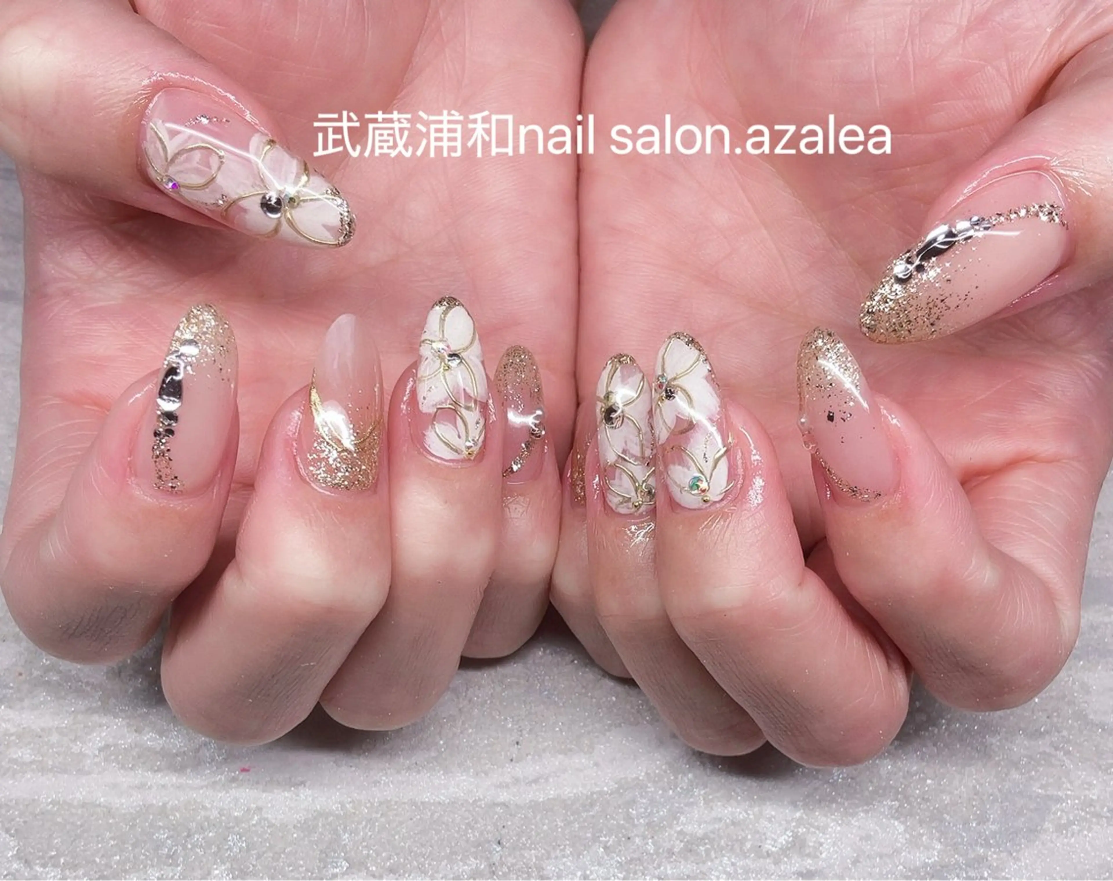 ネイル ハンドネイル R inのネイルデザイン