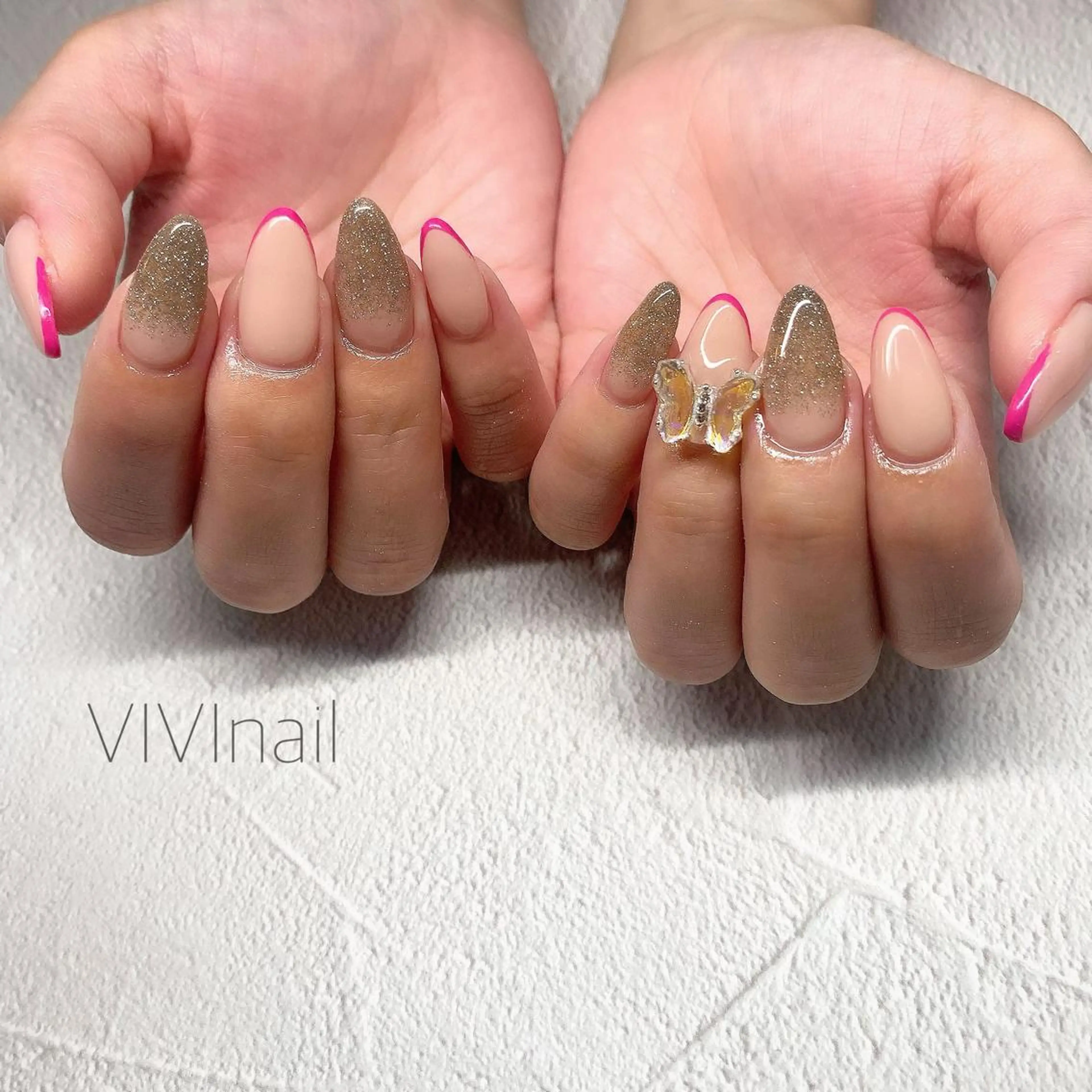 ネイル フラッシュネイル フレンチネイル ハンドネイル vivi nailのネイルデザイン