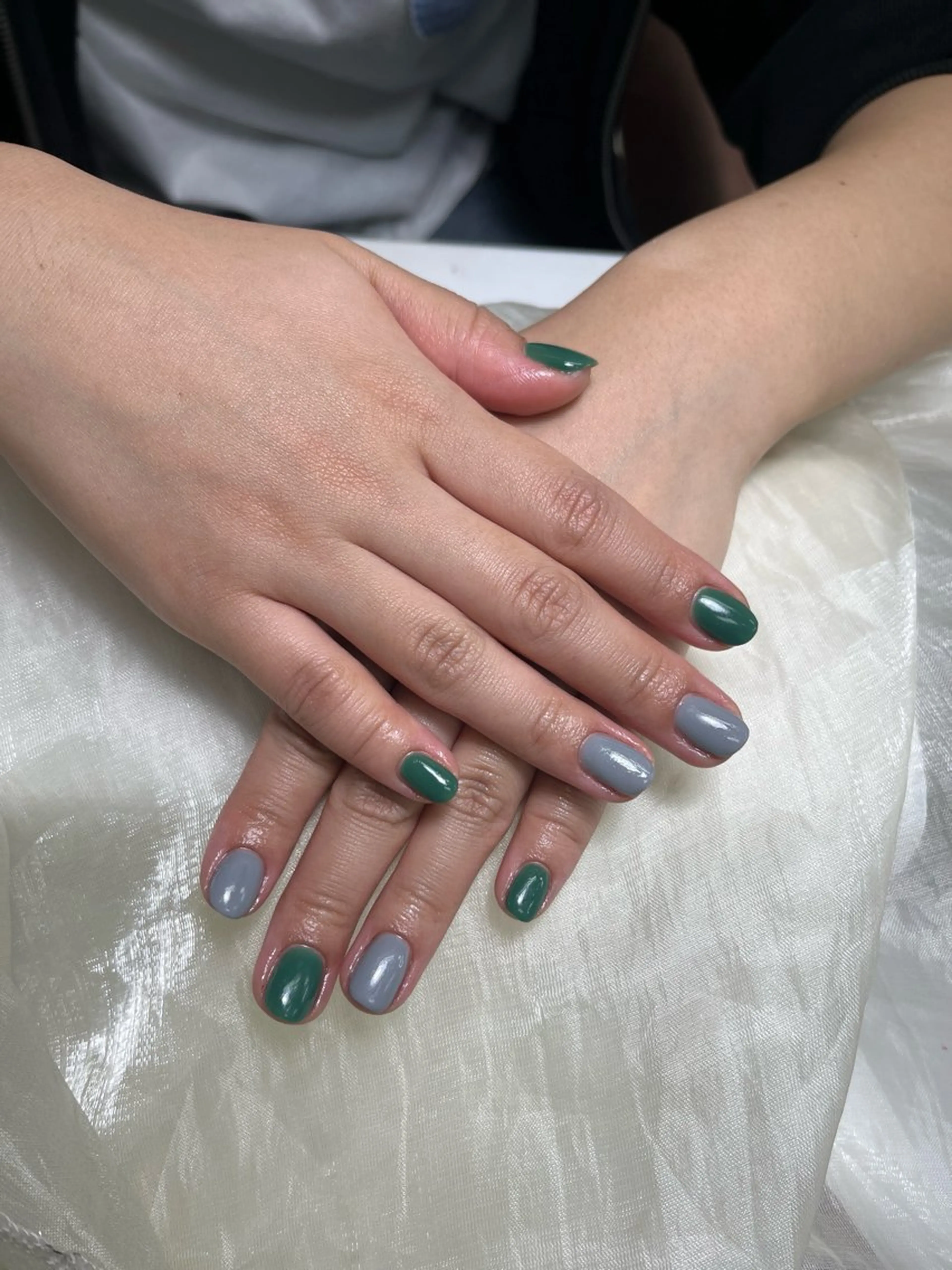 ネイル ハンドネイル ハンドケア ongles chicのネイルデザイン