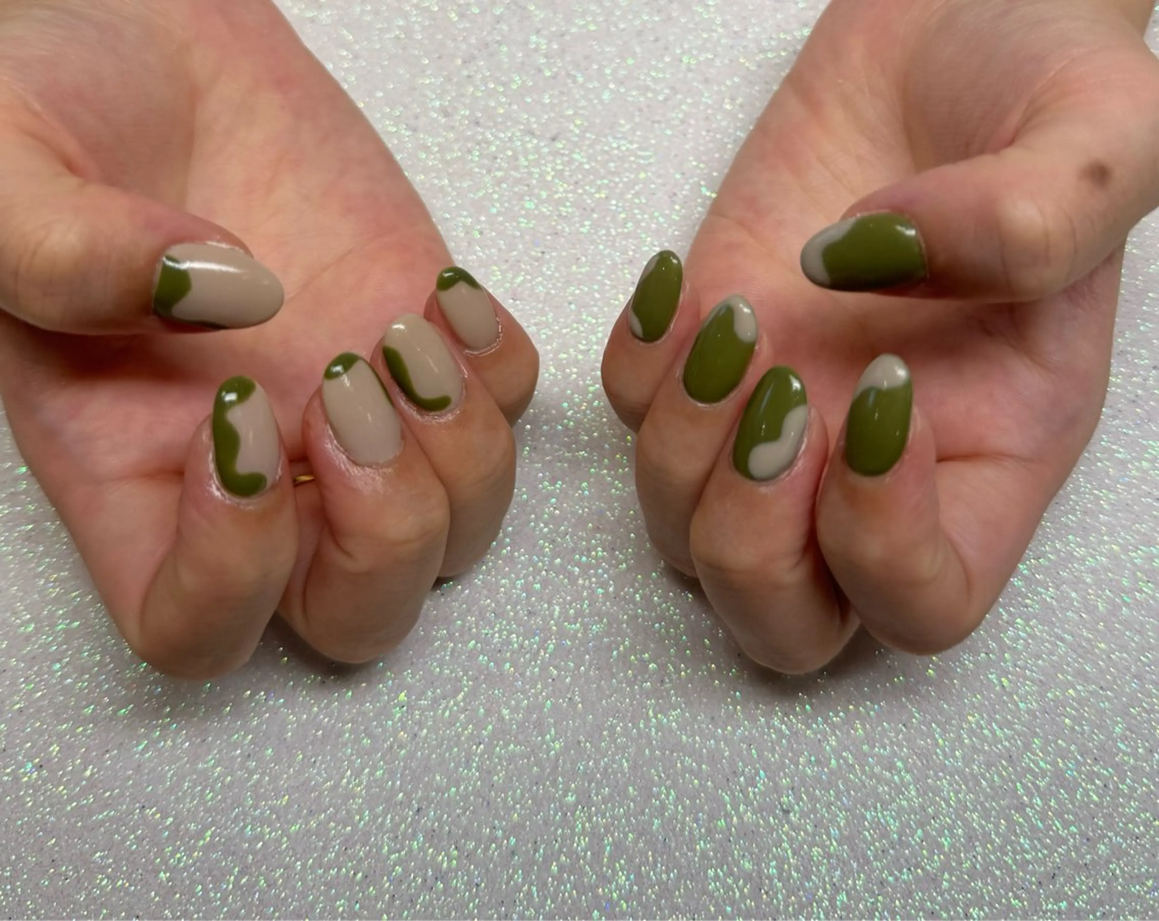 ネイル ハンドネイル VIERU 🌈🎀💖のネイルデザイン