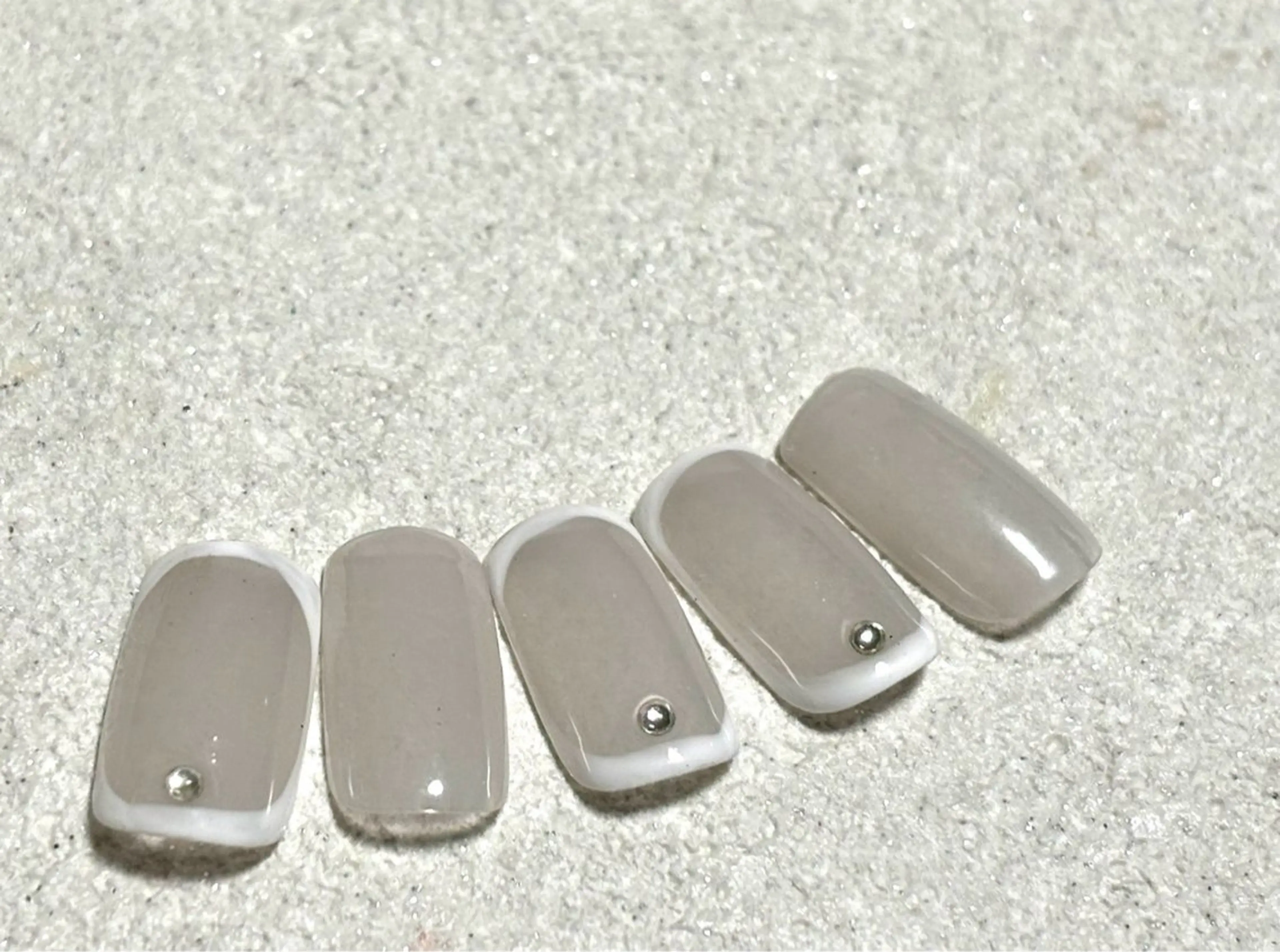 ネイル ジェルネイル 韓国ネイル メンズネイル パラジェル ブライダルネイル kiki nail たまプラーザのネイルデザイン