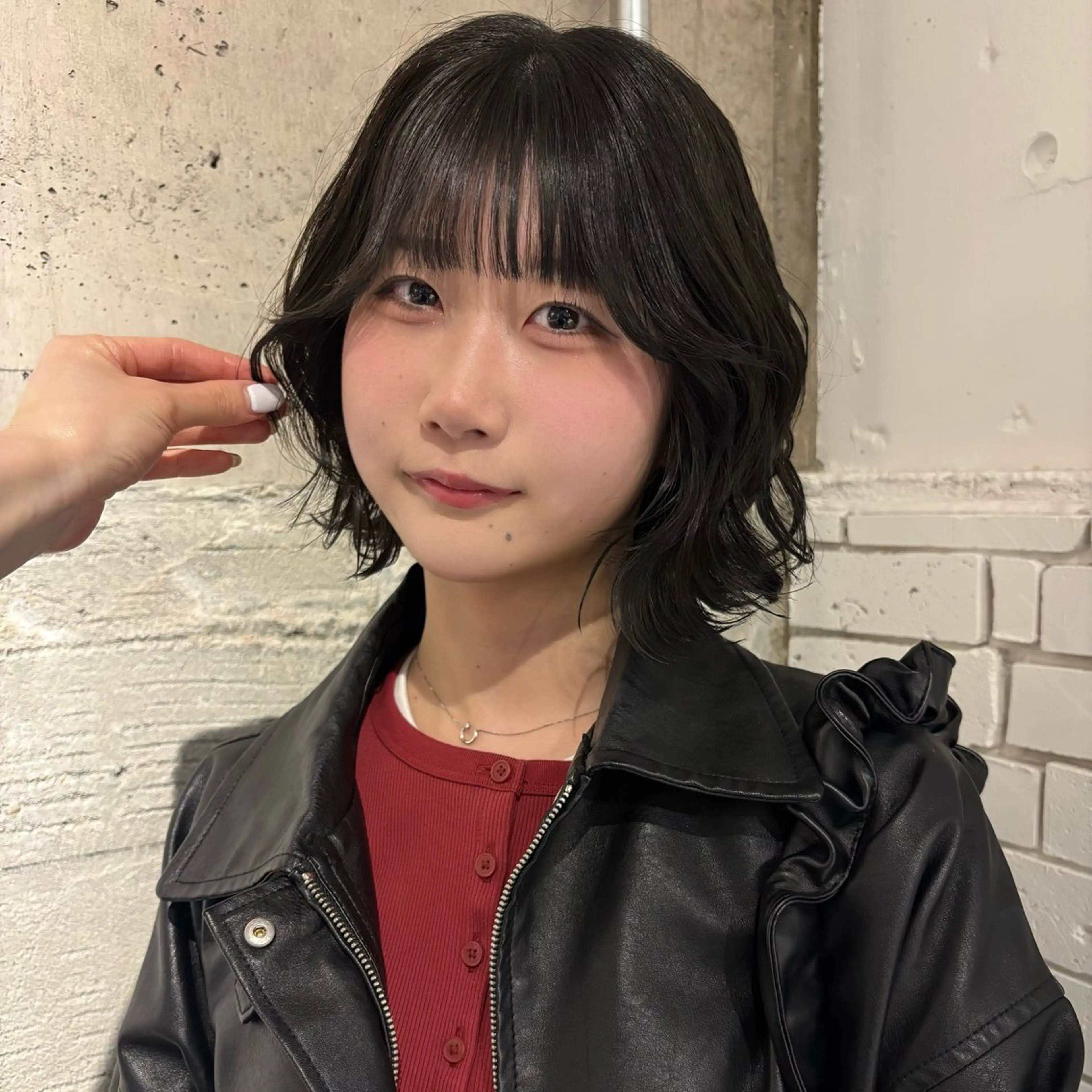 ショート カラー ボブレイヤー ボブ レイヤーカット ヘアカラー Yui⭐️ 透け感カラーのヘアスタイル