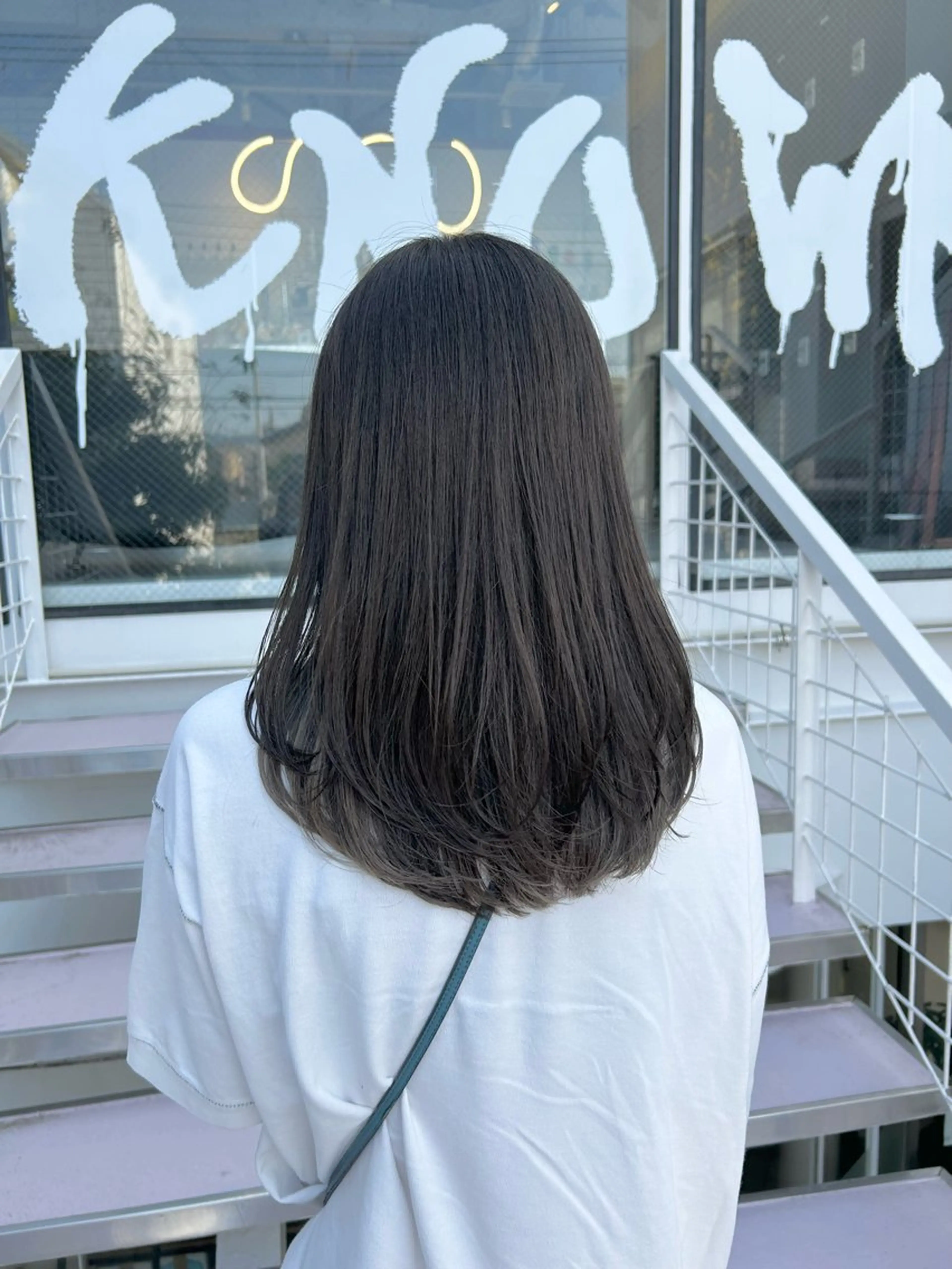 セミロング レイヤーカット 溝端 美紀のヘアスタイル