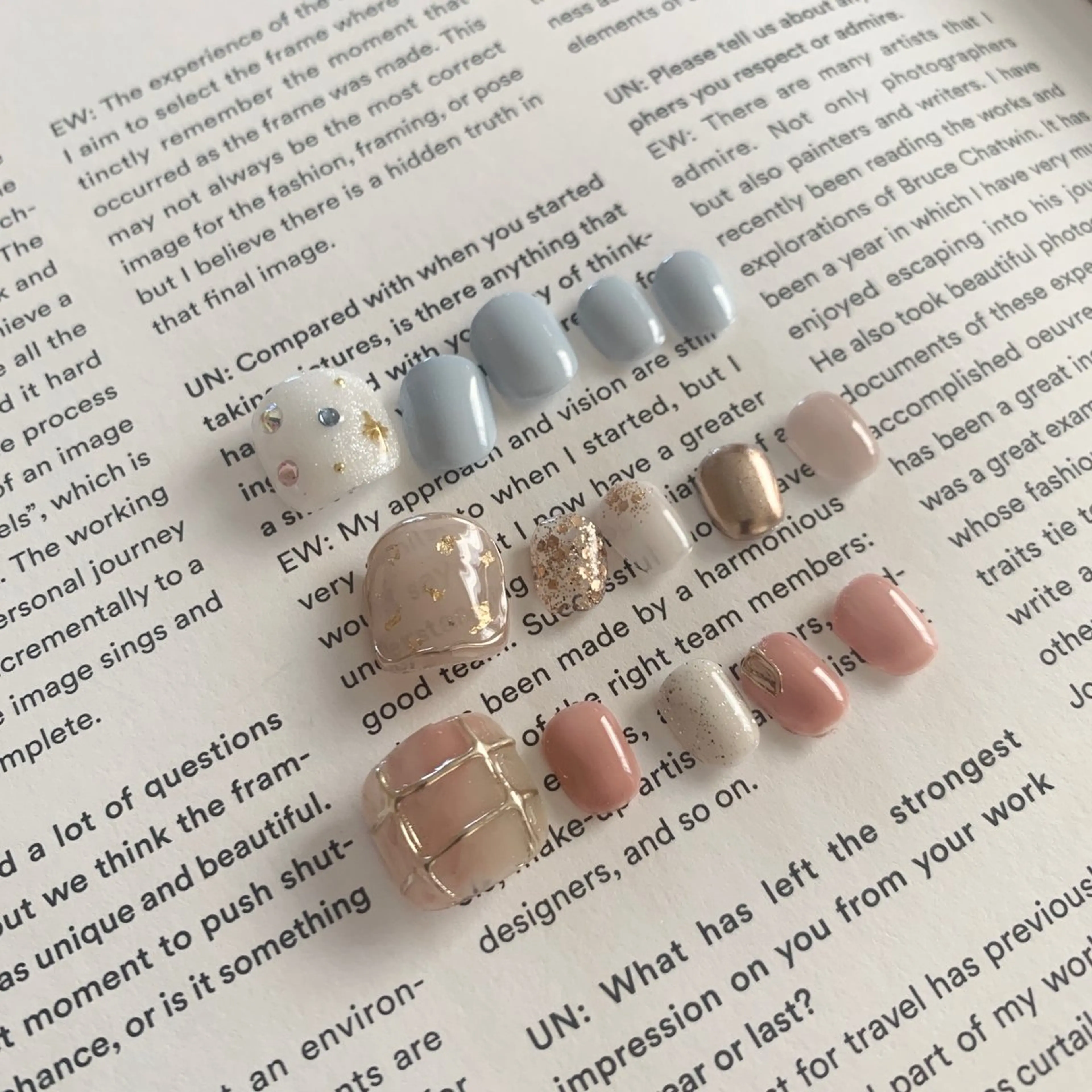 ネイル ブルー フットネイル ジェルネイル キラキラネイル 韓国ネイル RooM -mizuki-のネイルデザイン