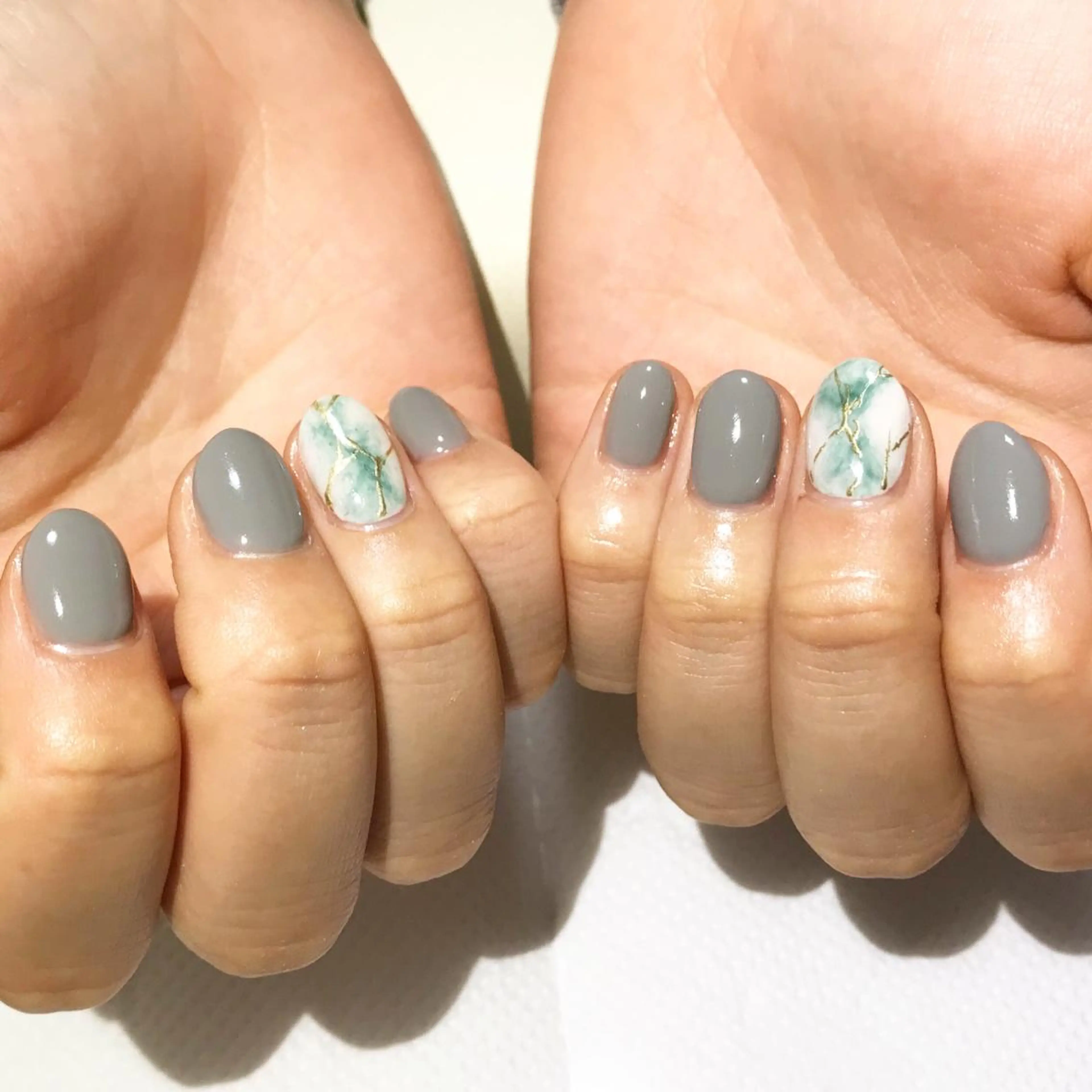 ネイル フットネイル 大理石ネイル(マーブル) シンプルネイル 春ネイル ホワイト nail fufla ♡yamane♡のネイルデザイン