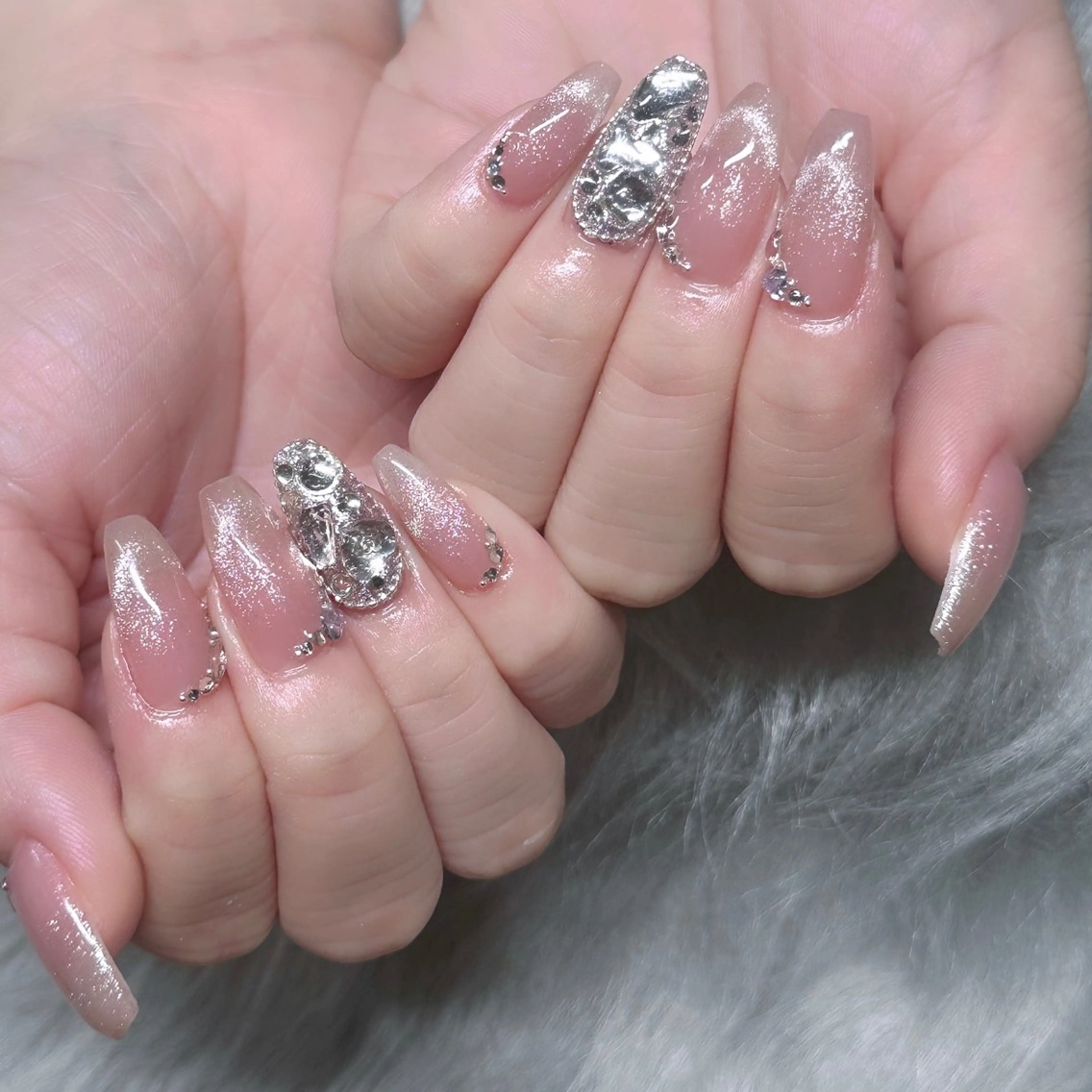 ネイル ハンドネイル Dark honey スカルプ専門原宿店のネイルデザイン