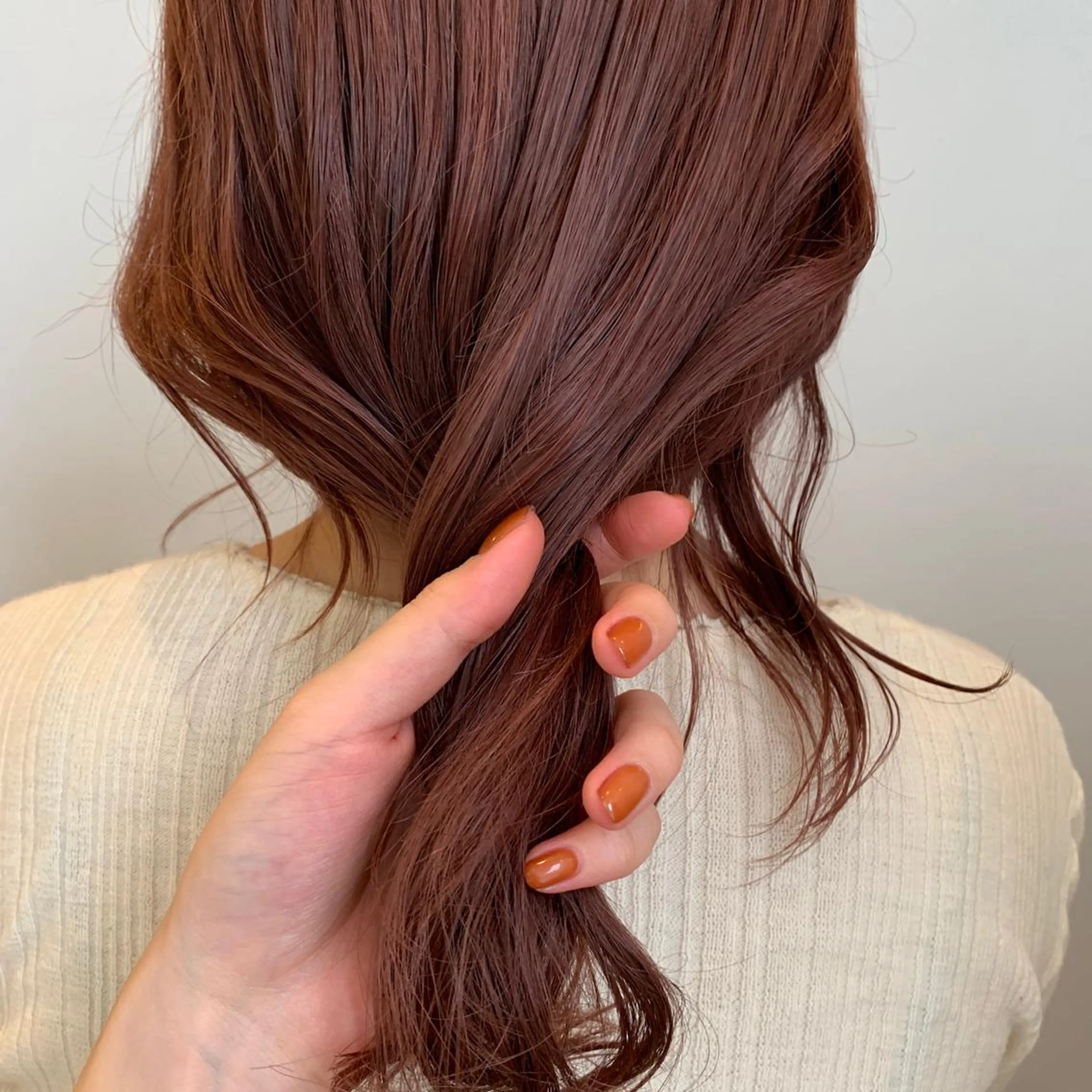 ミディアム カラー オレンジ ピンクカラー fuka モデル募集のヘアスタイル