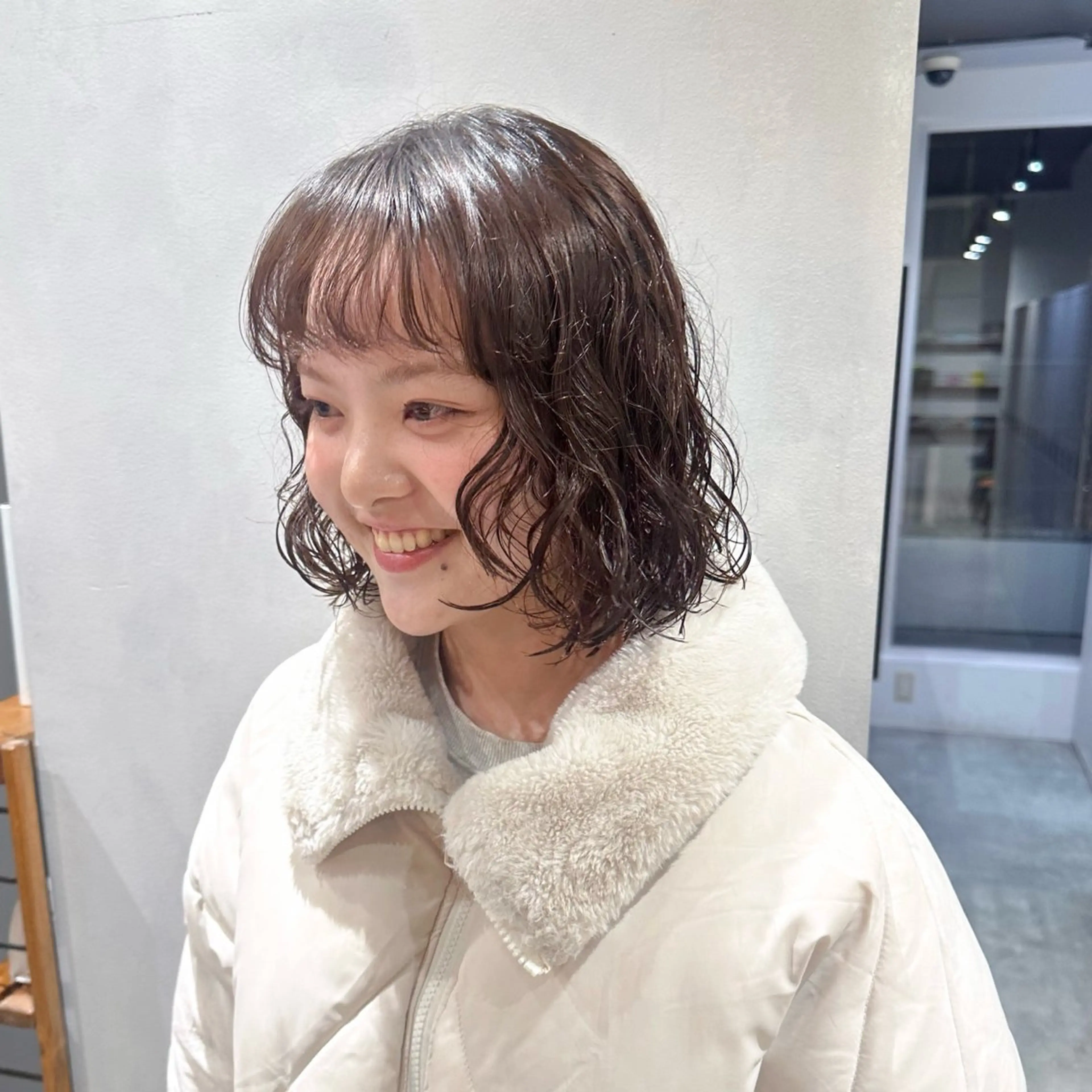 ミディアム カラー パーマ ベージュカラー 透明感カラー 🫧もも🫧 ／パーマ/似合わせ/のヘアスタイル